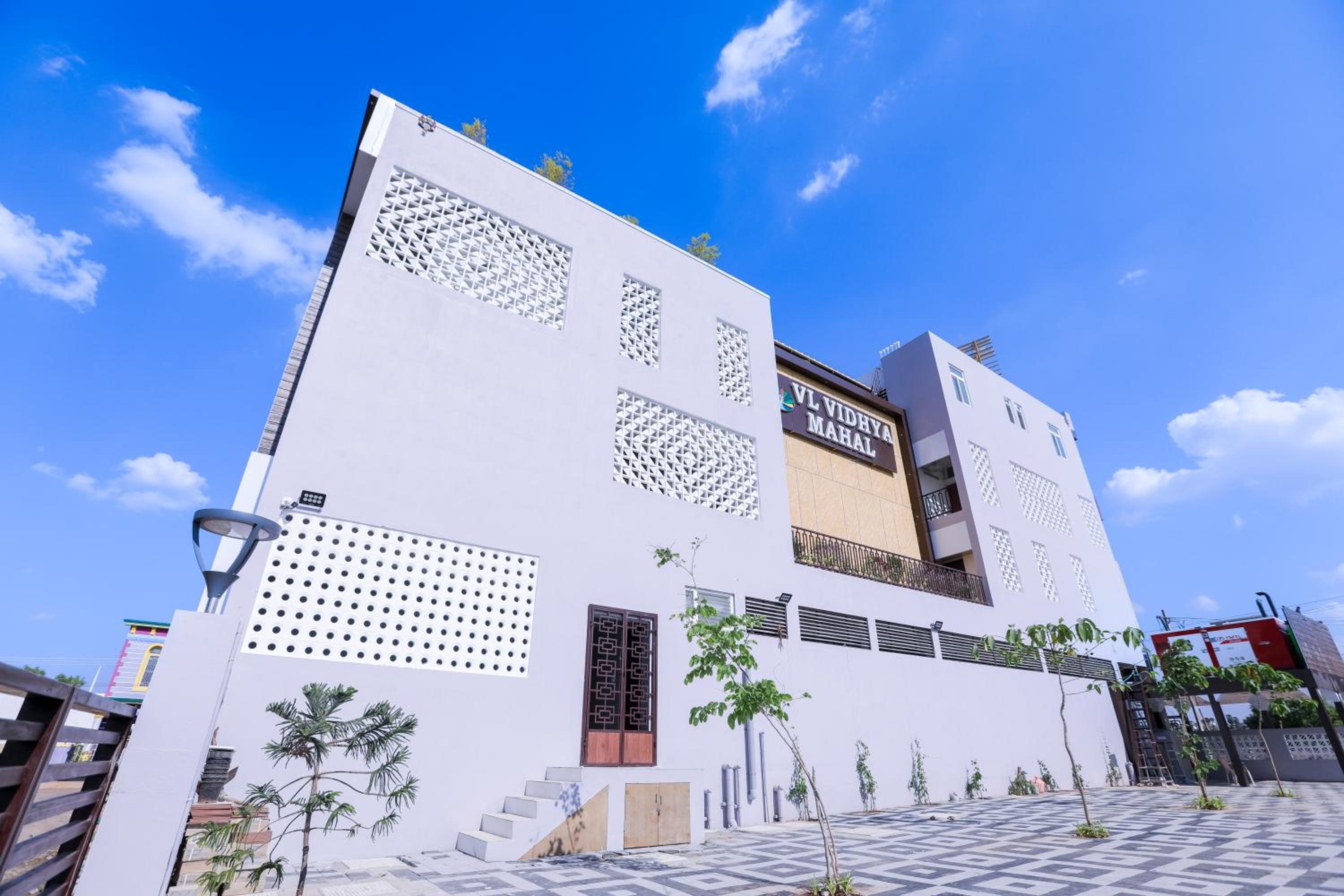 Naga Luxury Suites- Triple Bed Room --Driver Free Stay view 2