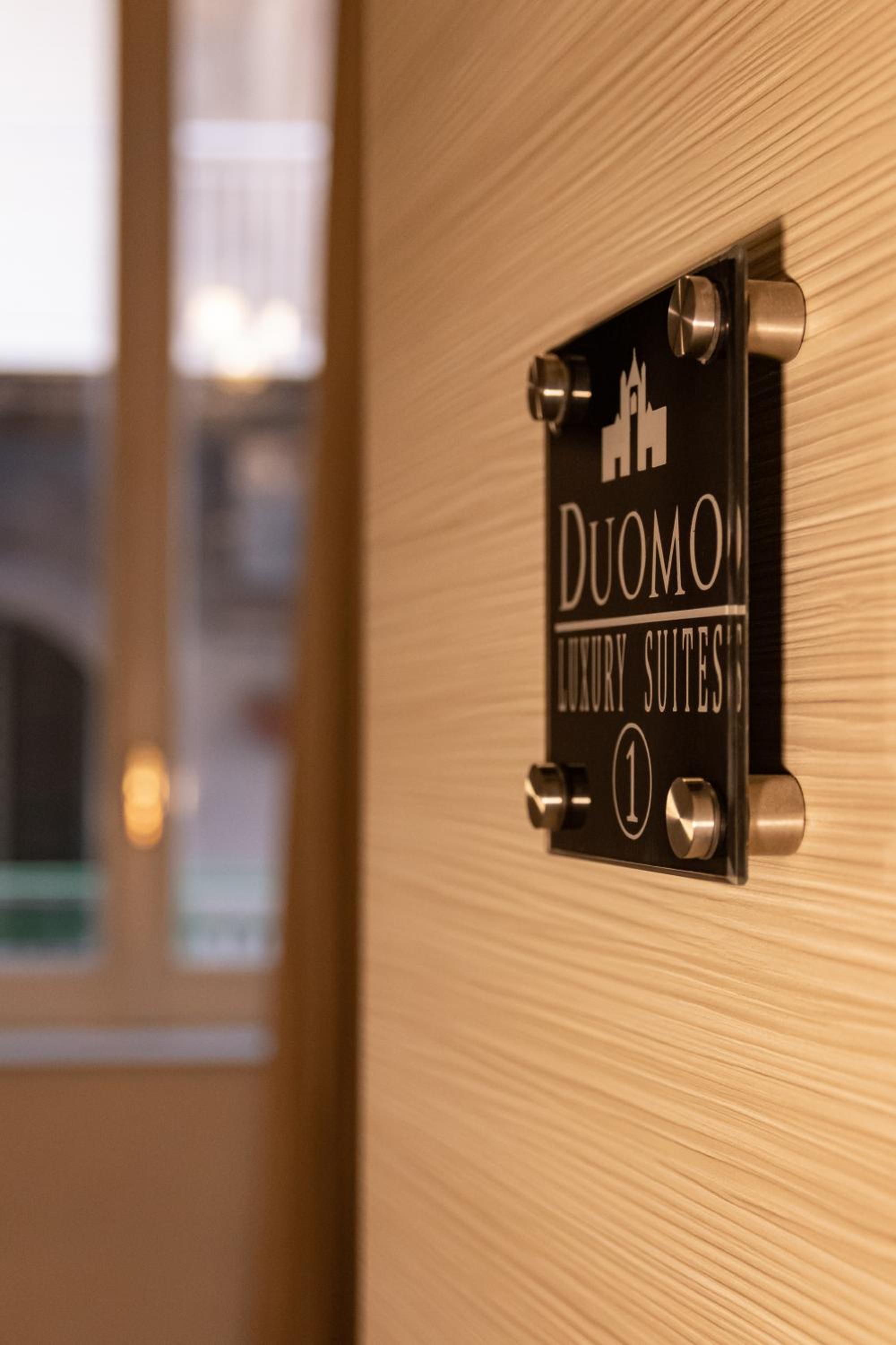 Duomo Luxury Suites