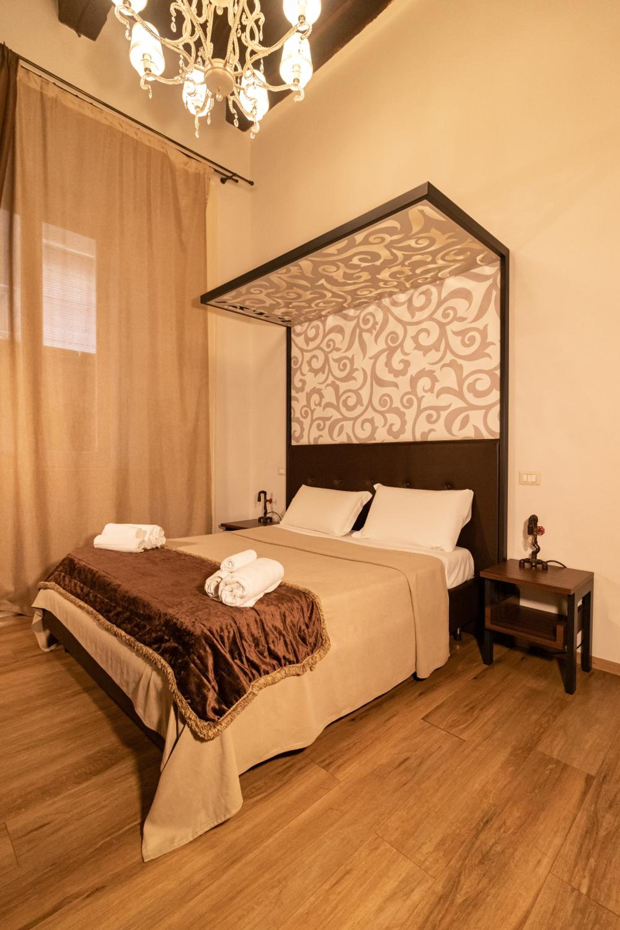 Duomo Luxury Suites