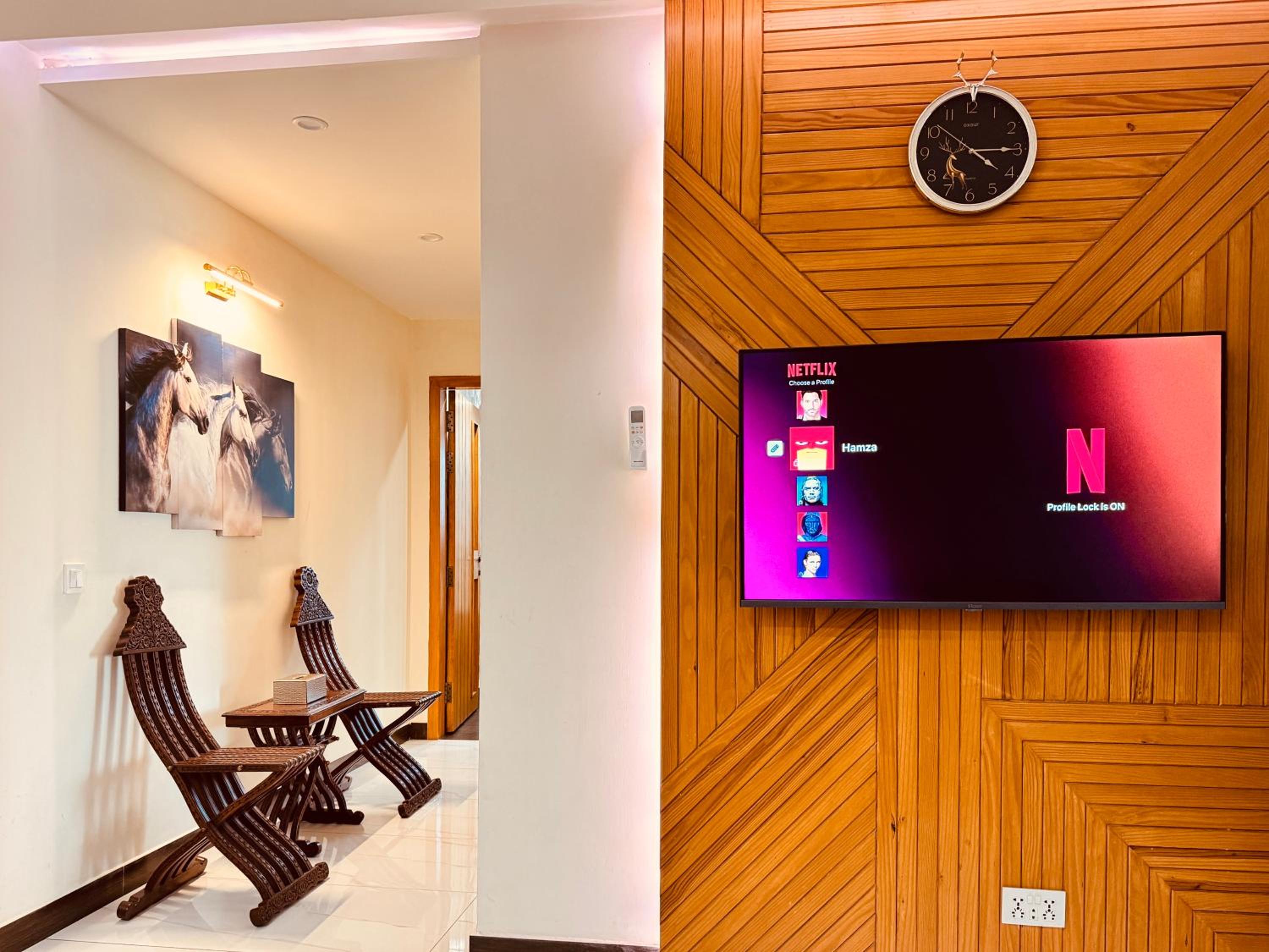 Lux Haven Apartments in Lahore near Gulberg - Exclusive Spaces for Exceptional Stays view 5