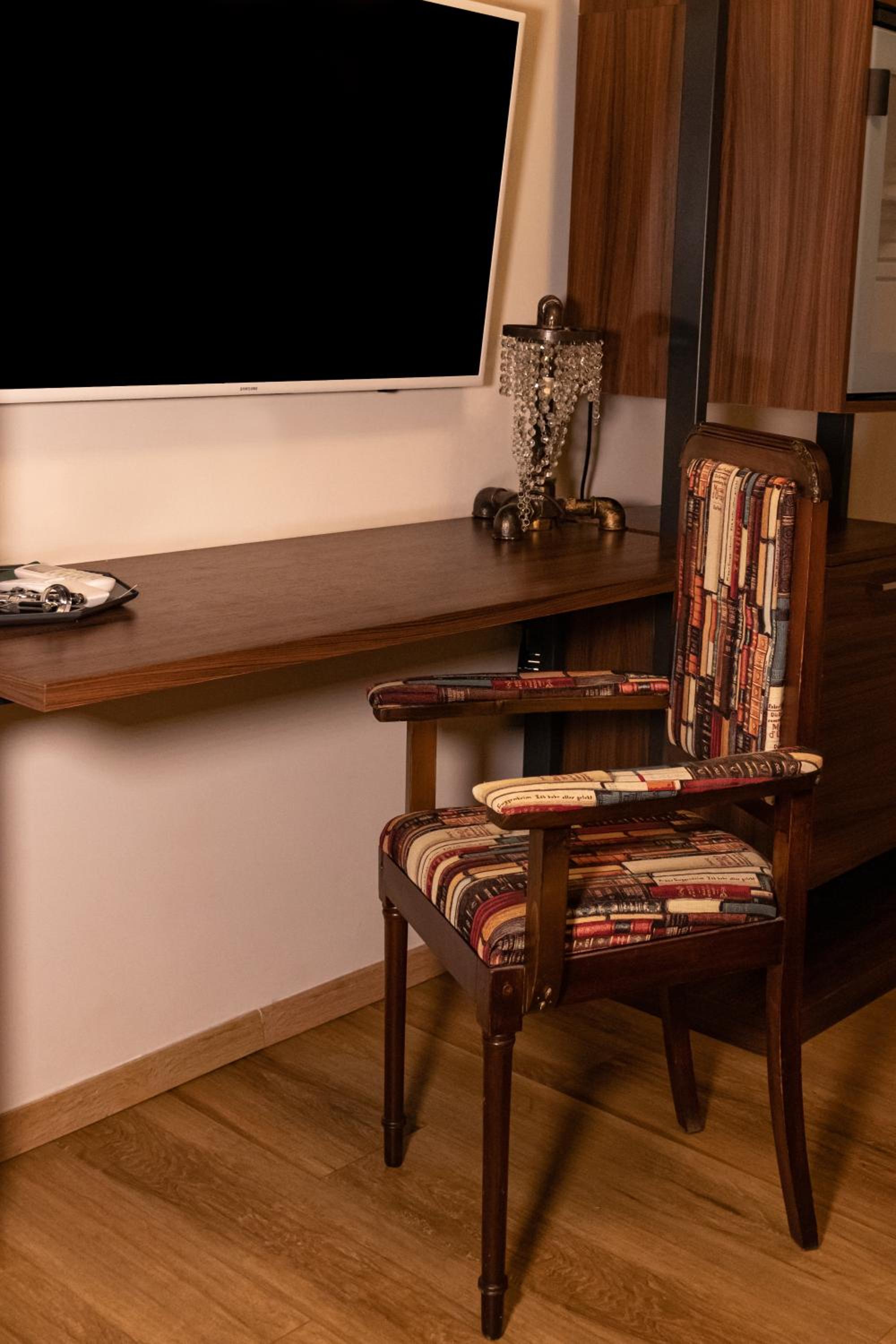 Duomo Luxury Suites