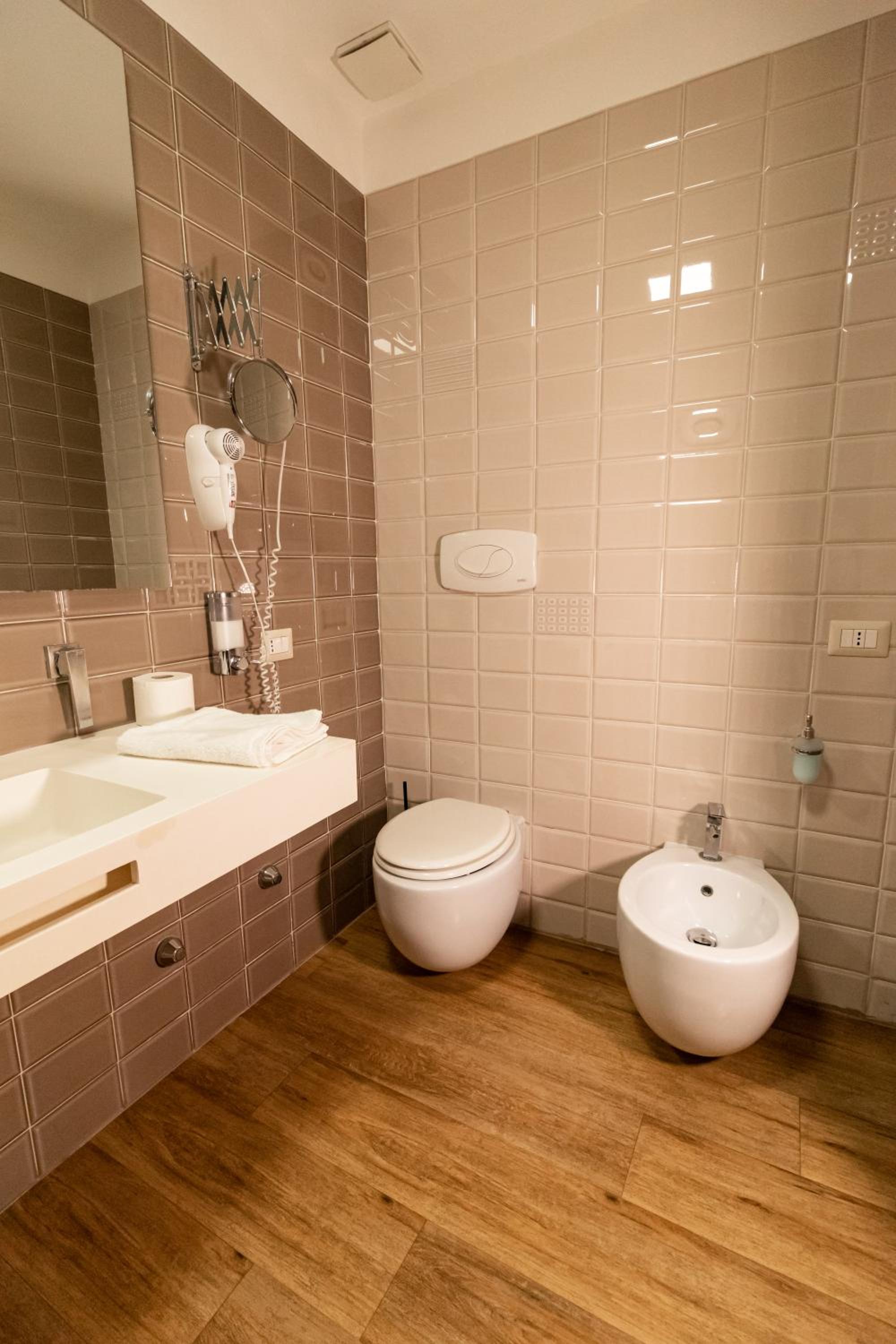 Duomo Luxury Suites