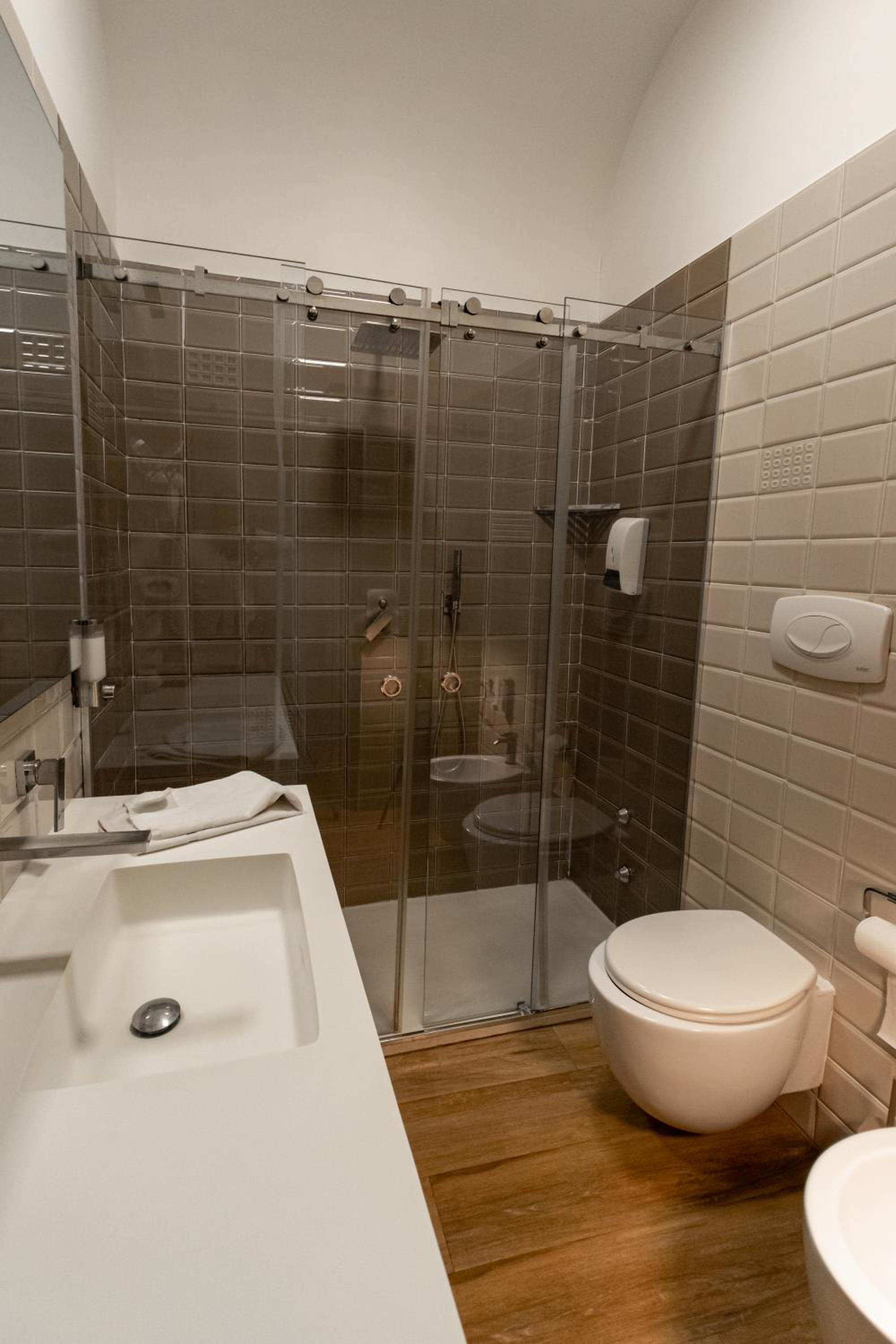 Duomo Luxury Suites