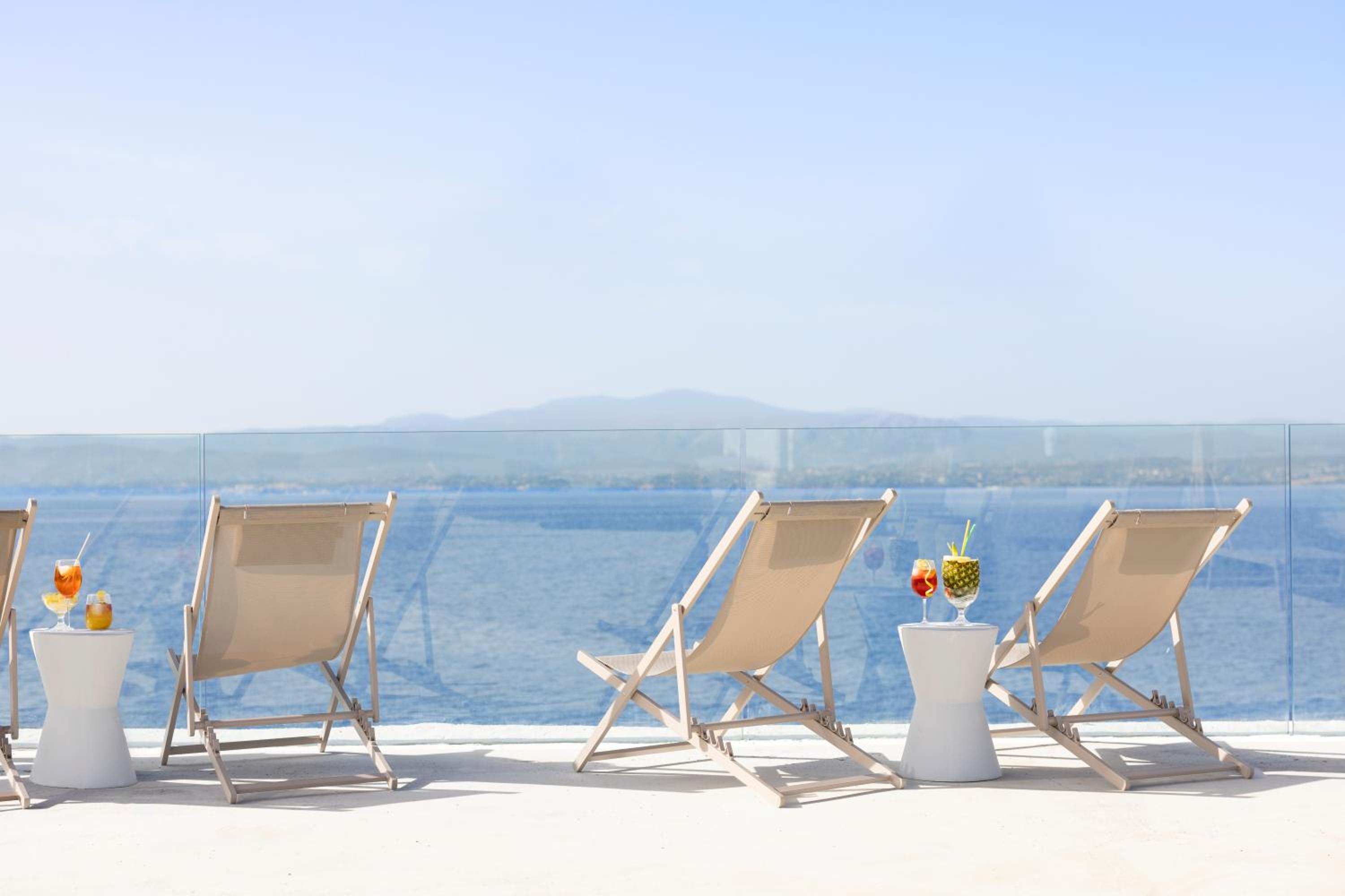 Elion Seaside Resort
