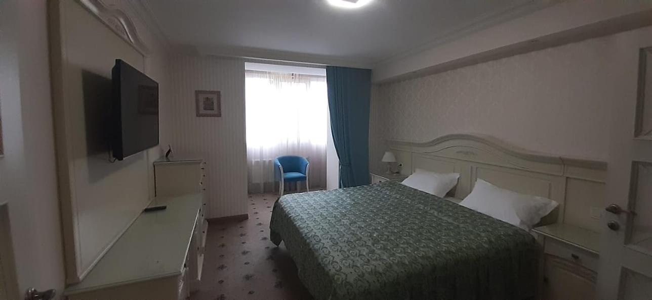 SAVOY Apartments