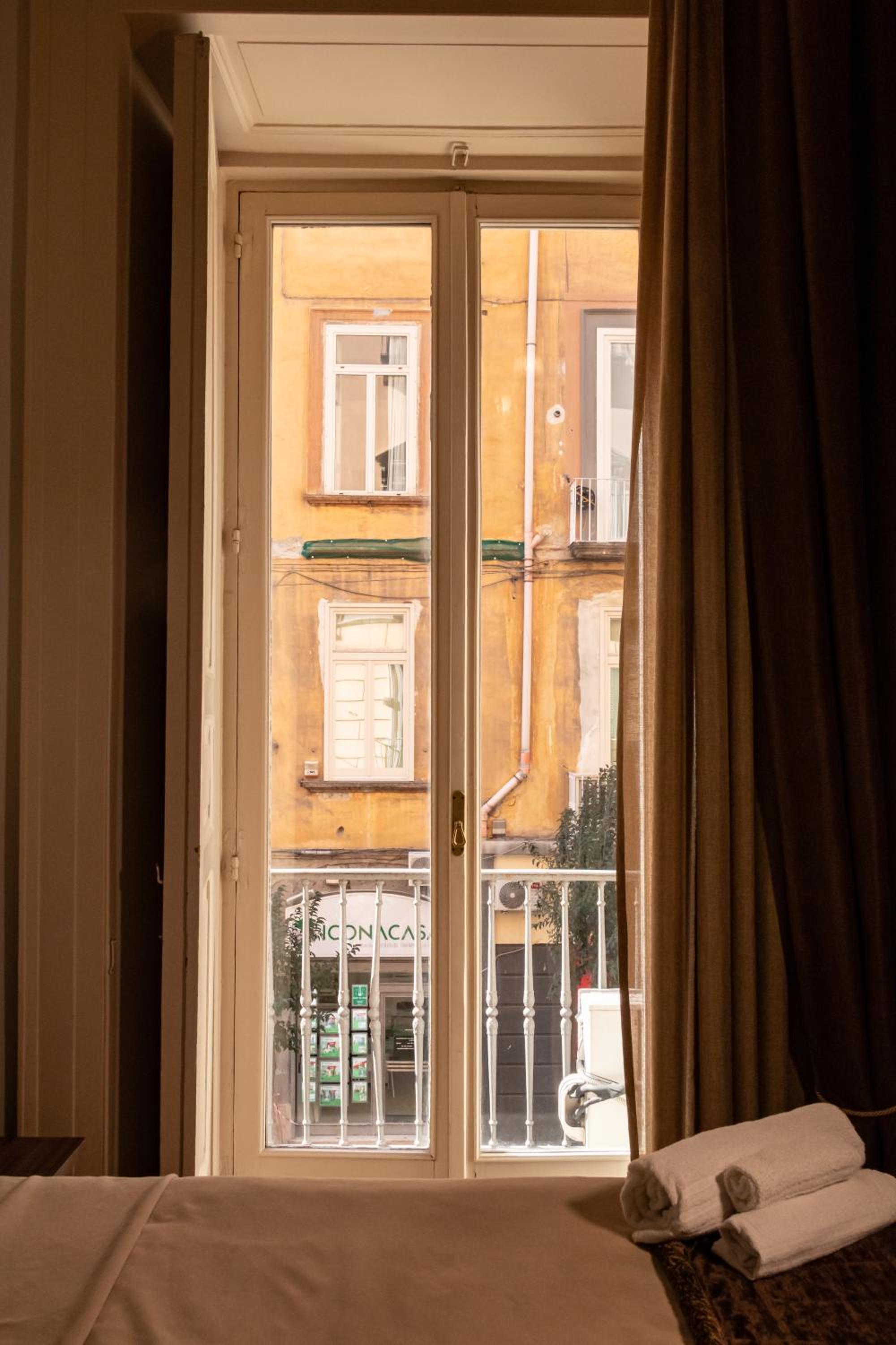 Duomo Luxury Suites