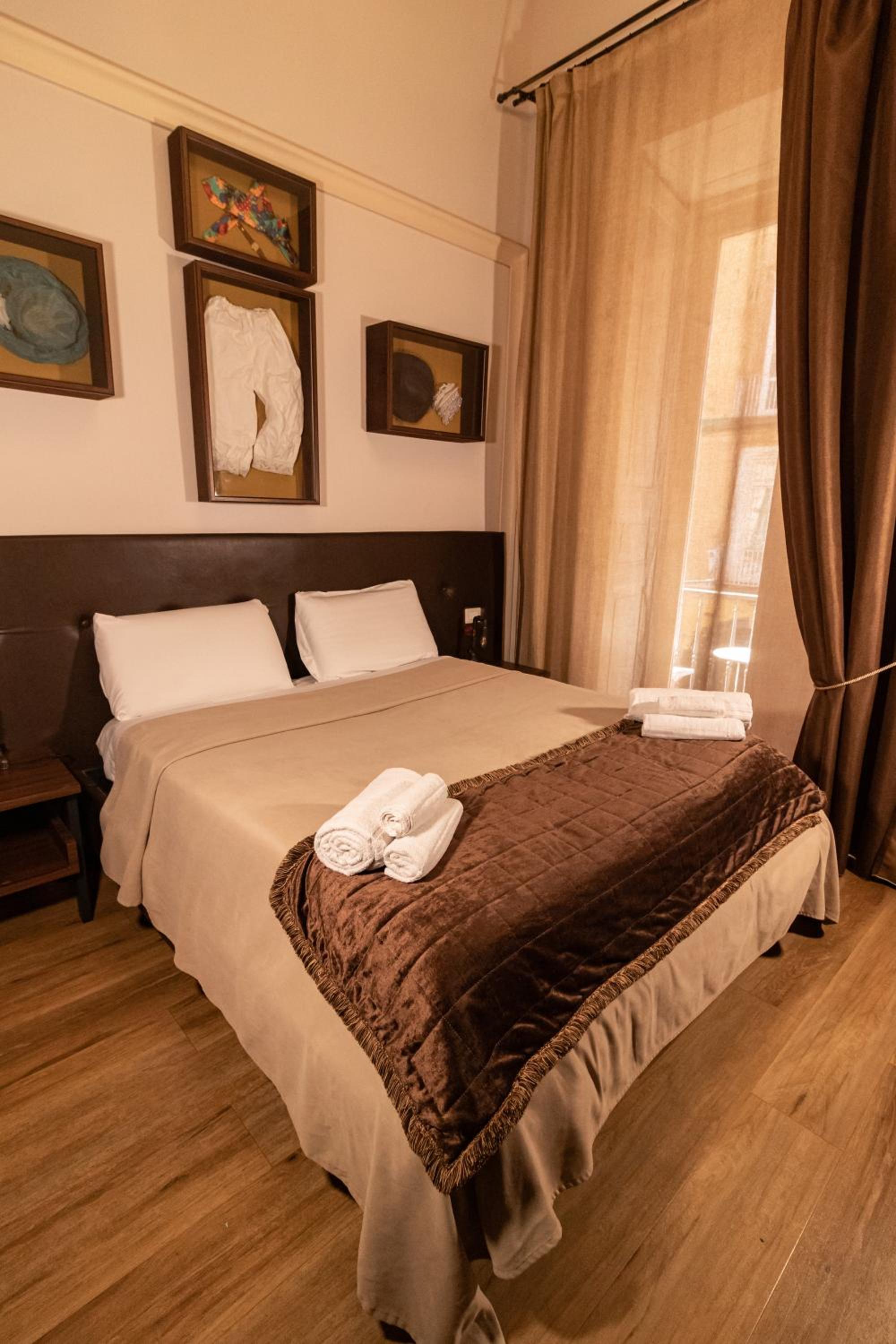 Duomo Luxury Suites