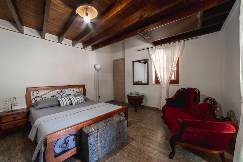 Villa To Palati with Private Pool Anogyra
