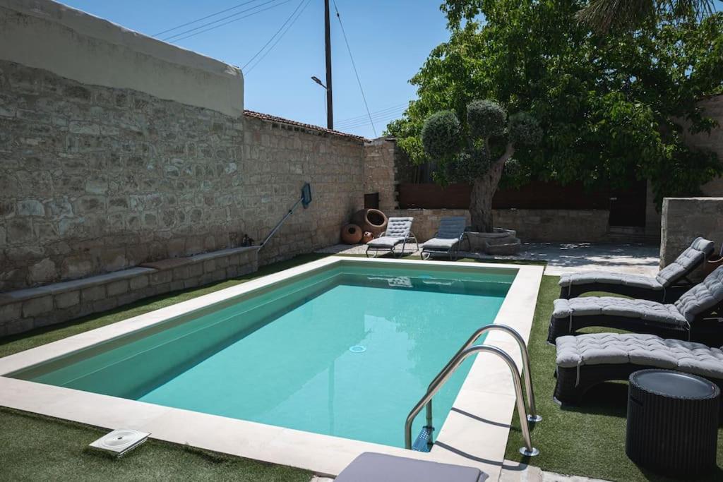 Villa To Palati with Private Pool Anogyra