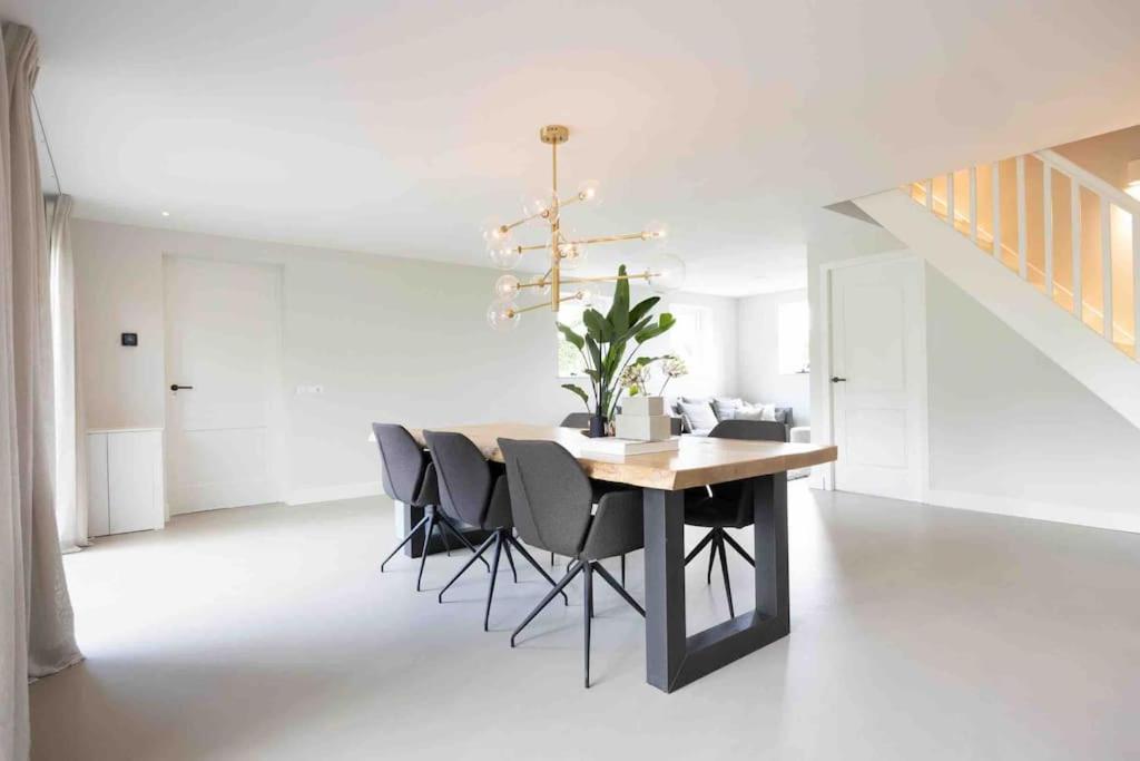 Gastenverblijf Studio 22 - woonboerderij view 2