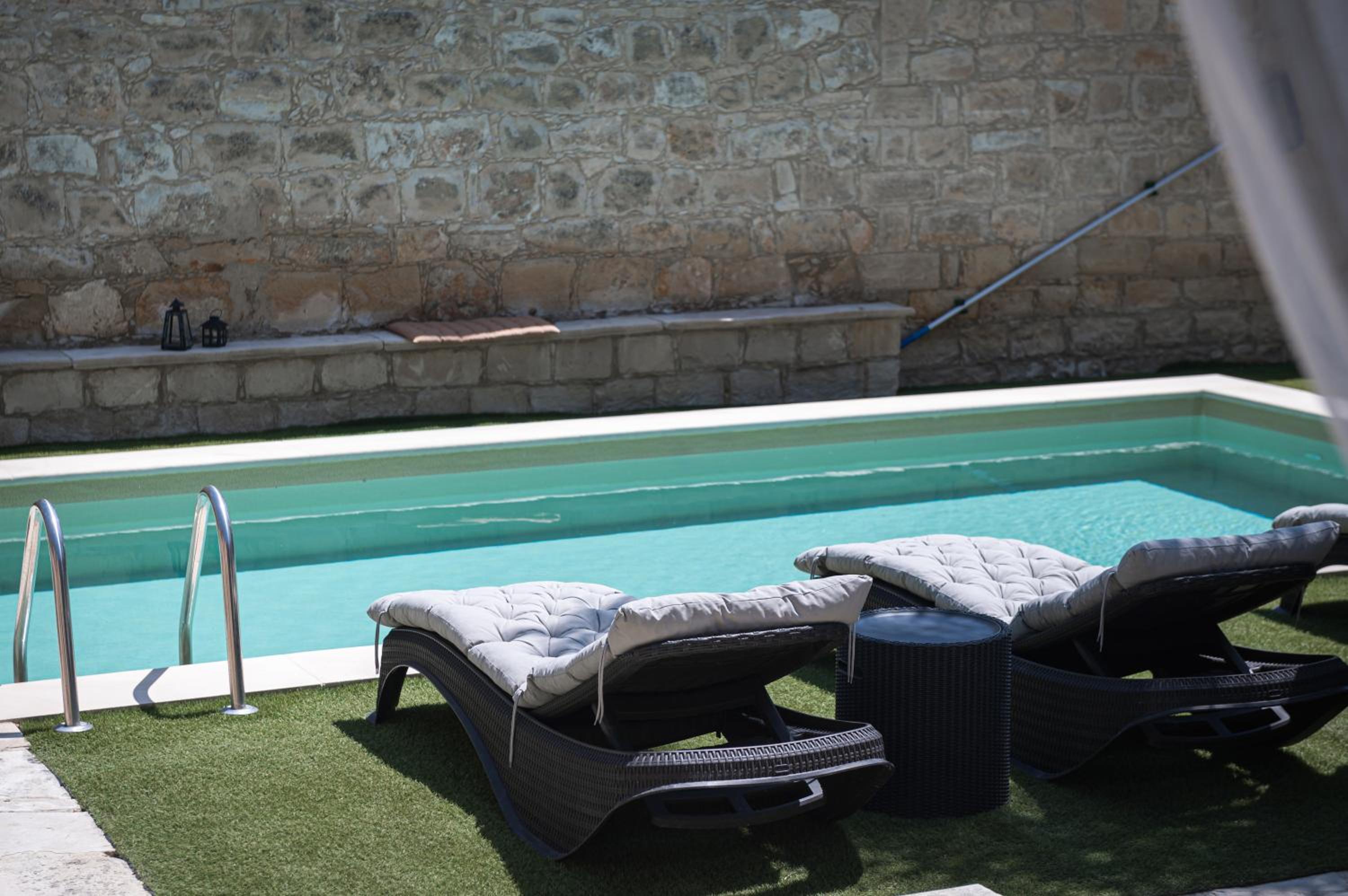 Villa To Palati with Private Pool Anogyra