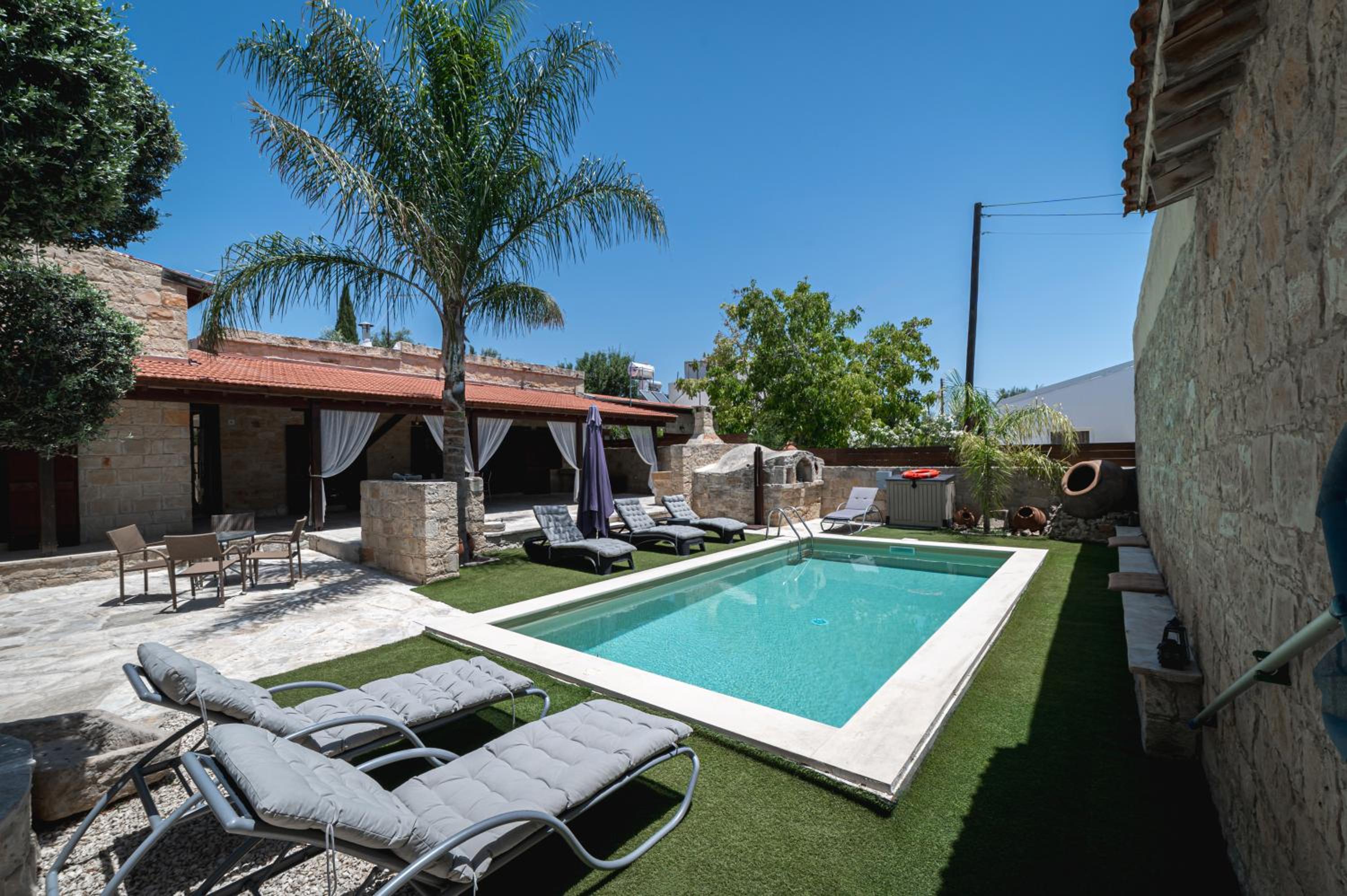 Villa To Palati with Private Pool Anogyra