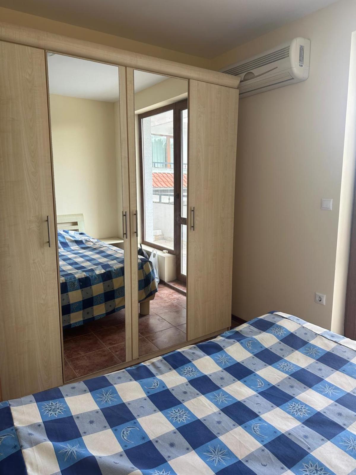 Spacious Family Fully Furnished 2 Rooms Apartment in Kavarna Apart Hotel