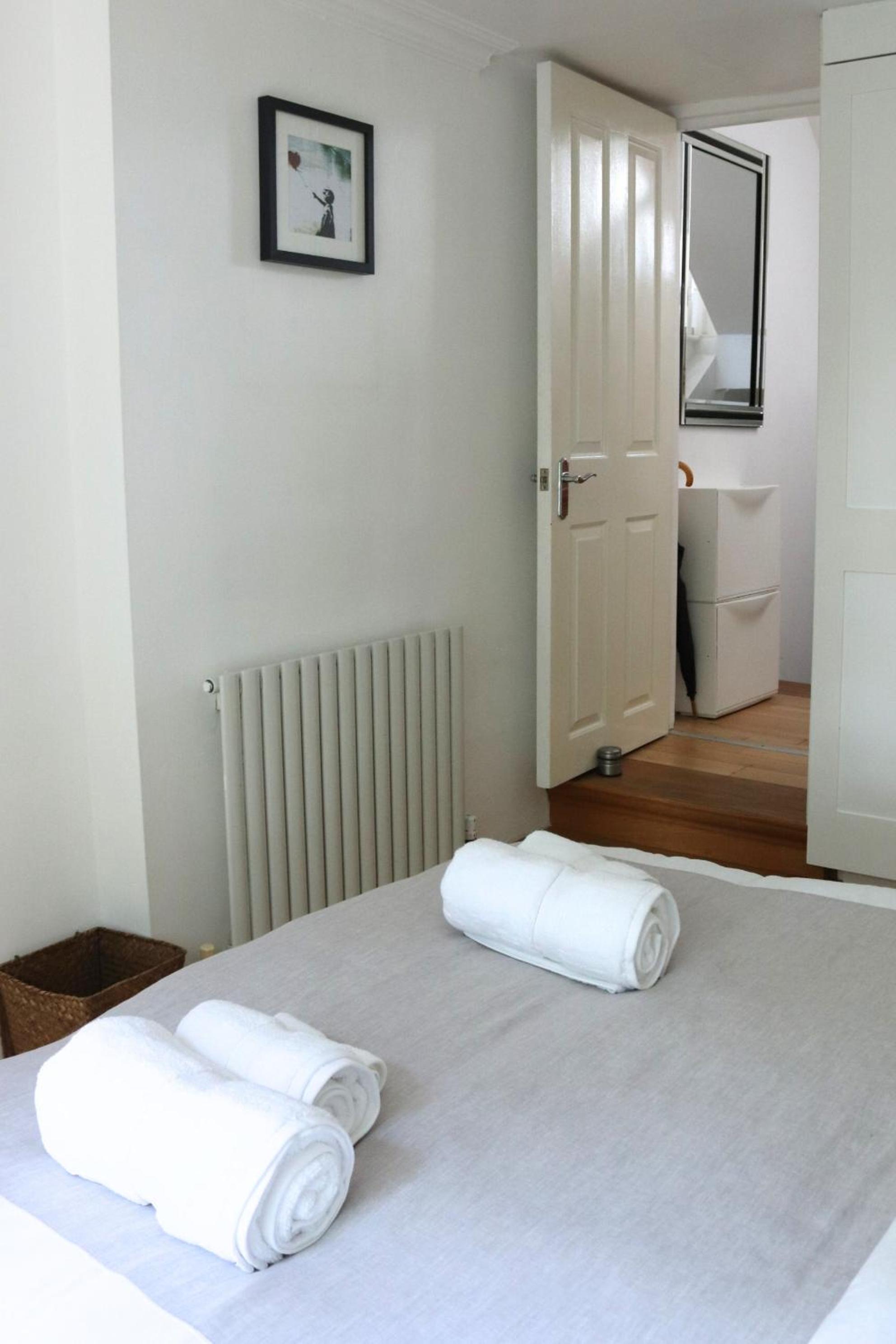 Stylish 2BR Chelsea Penthouse with Private Rooftop