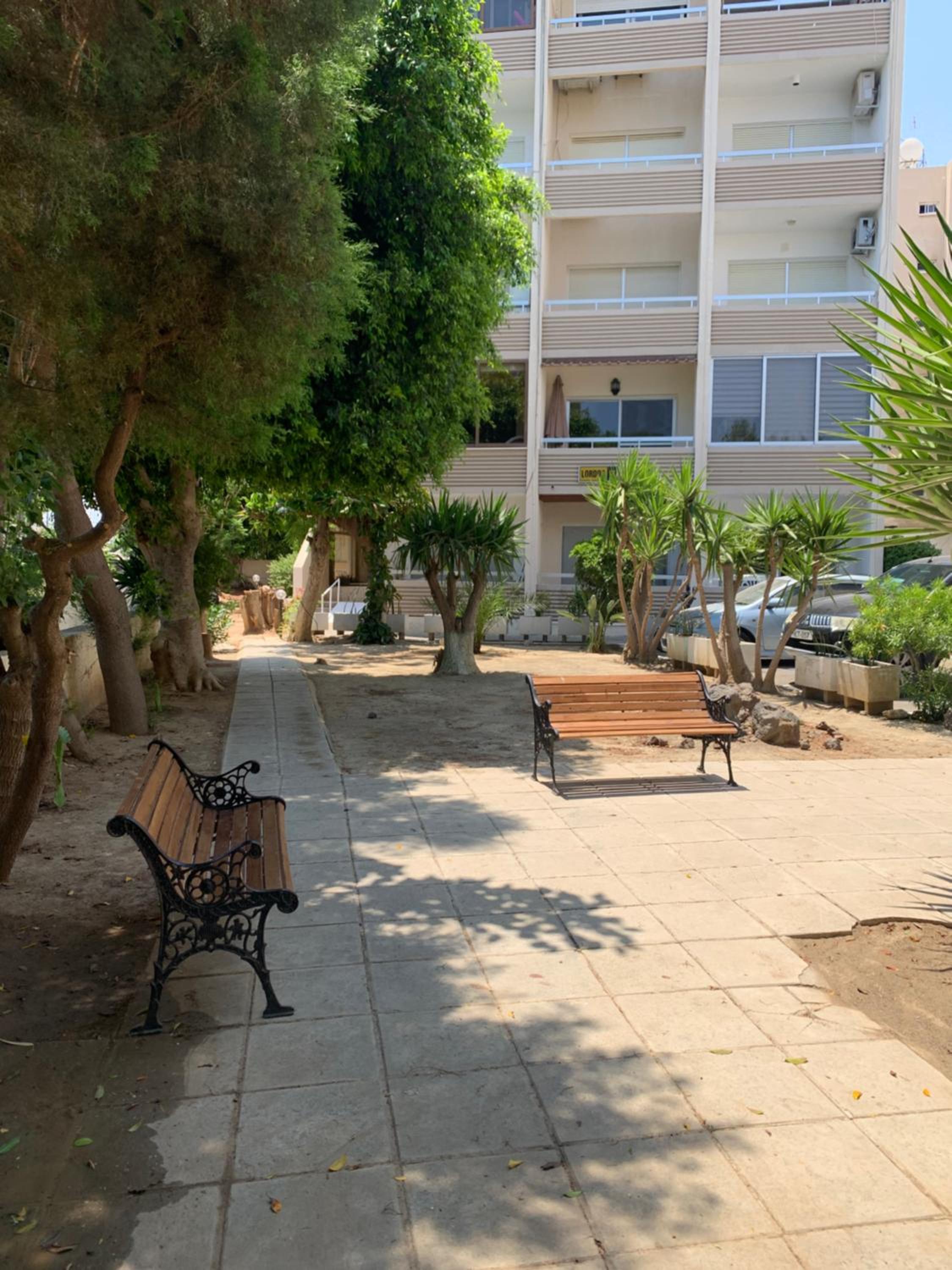 Piale Palms Makenzie Beach Front Apartment Larnaca Airport Area