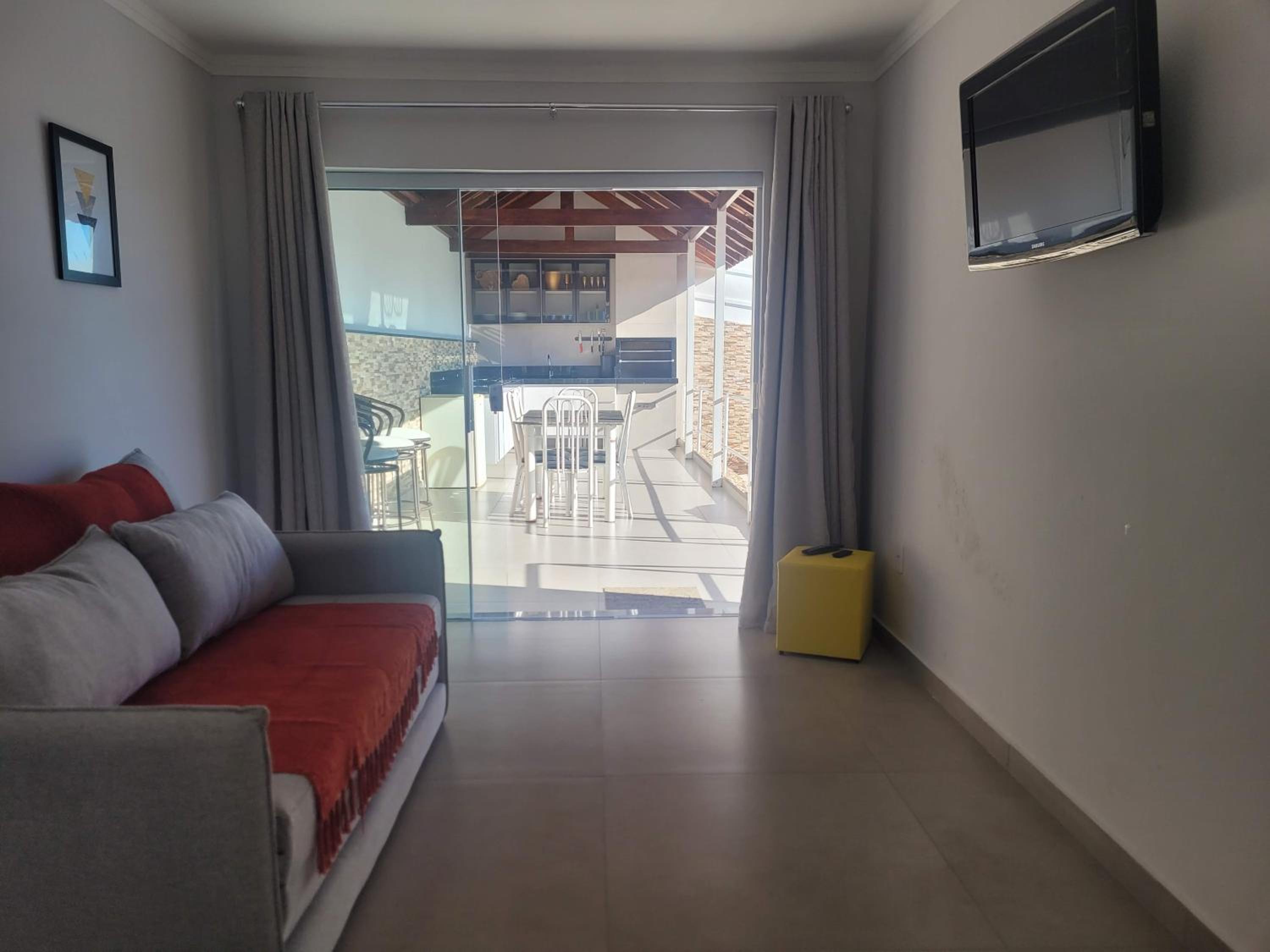Casa em ampla e confortável em bairro nobre