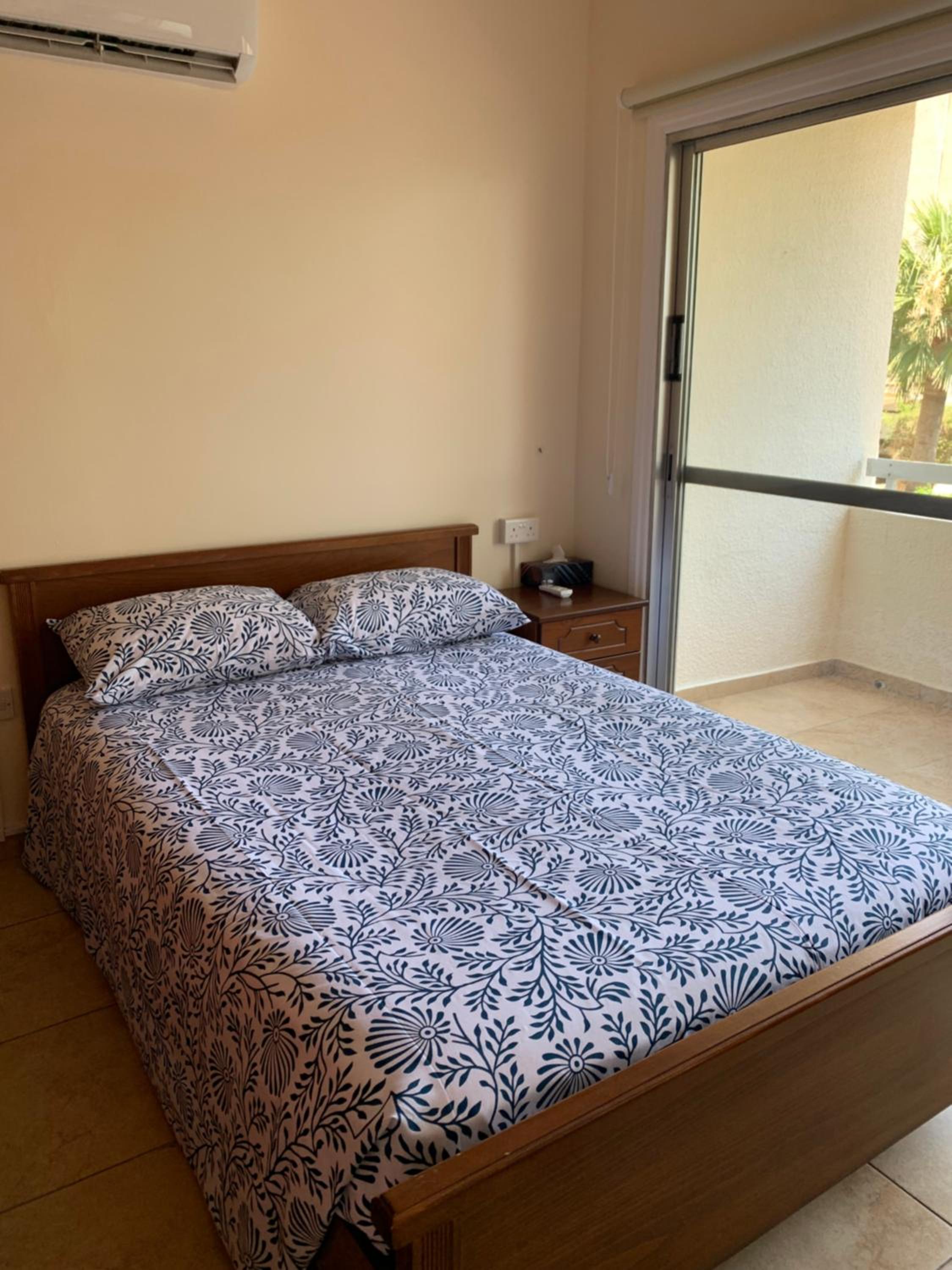 Piale Palms Makenzie Beach Front Apartment Larnaca Airport Area