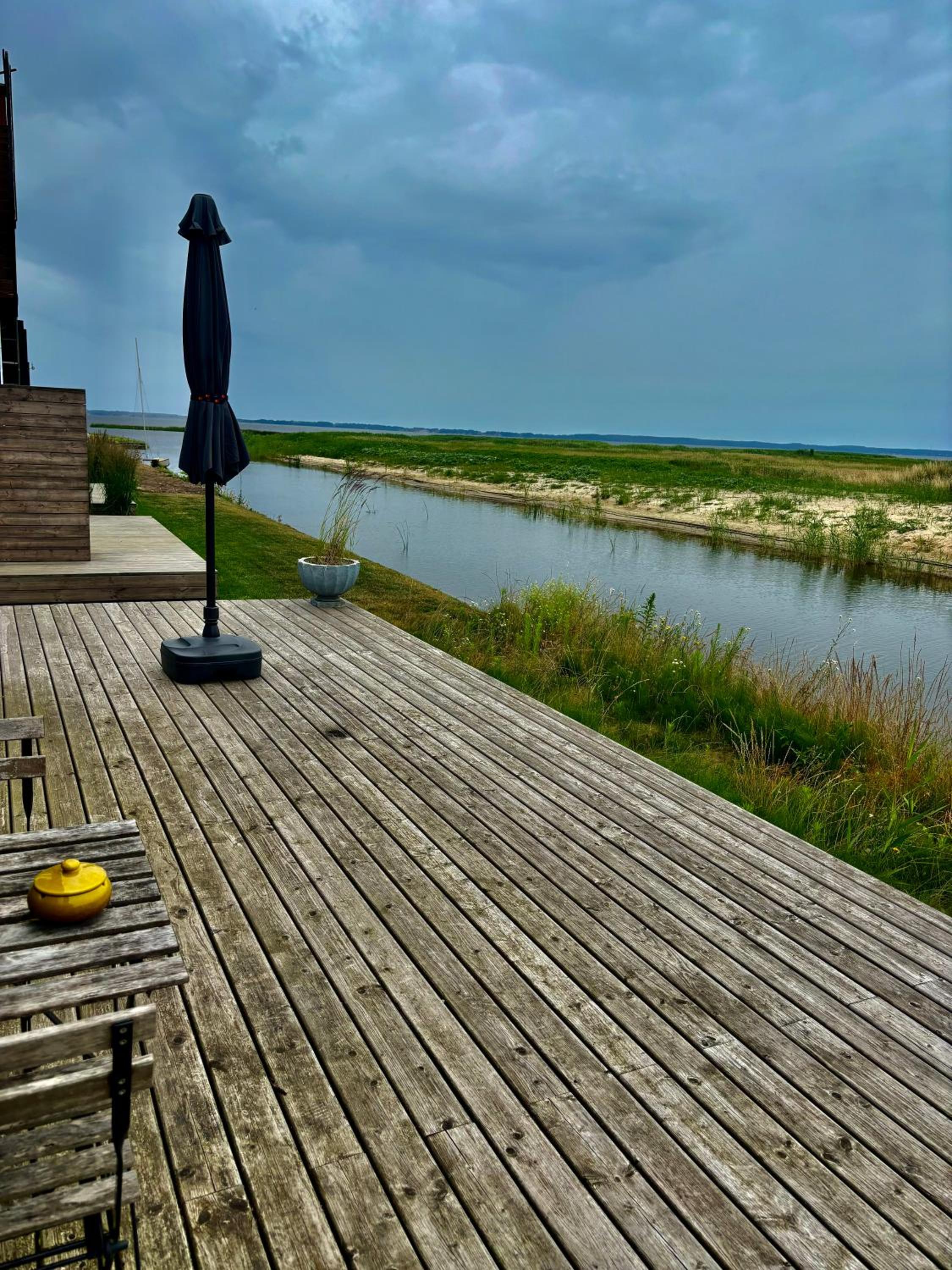 AITVARU TERASOS apartamentai pirmame aukšte su terasa į kanalą view 3