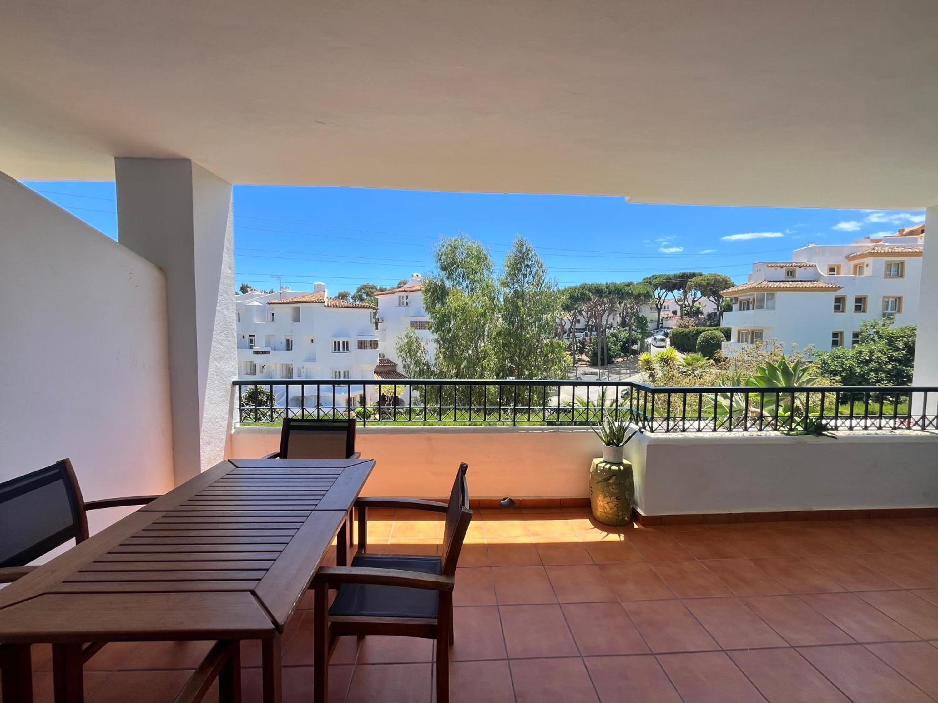 Charming Peaceful Apartment - Calahonda, Mijas