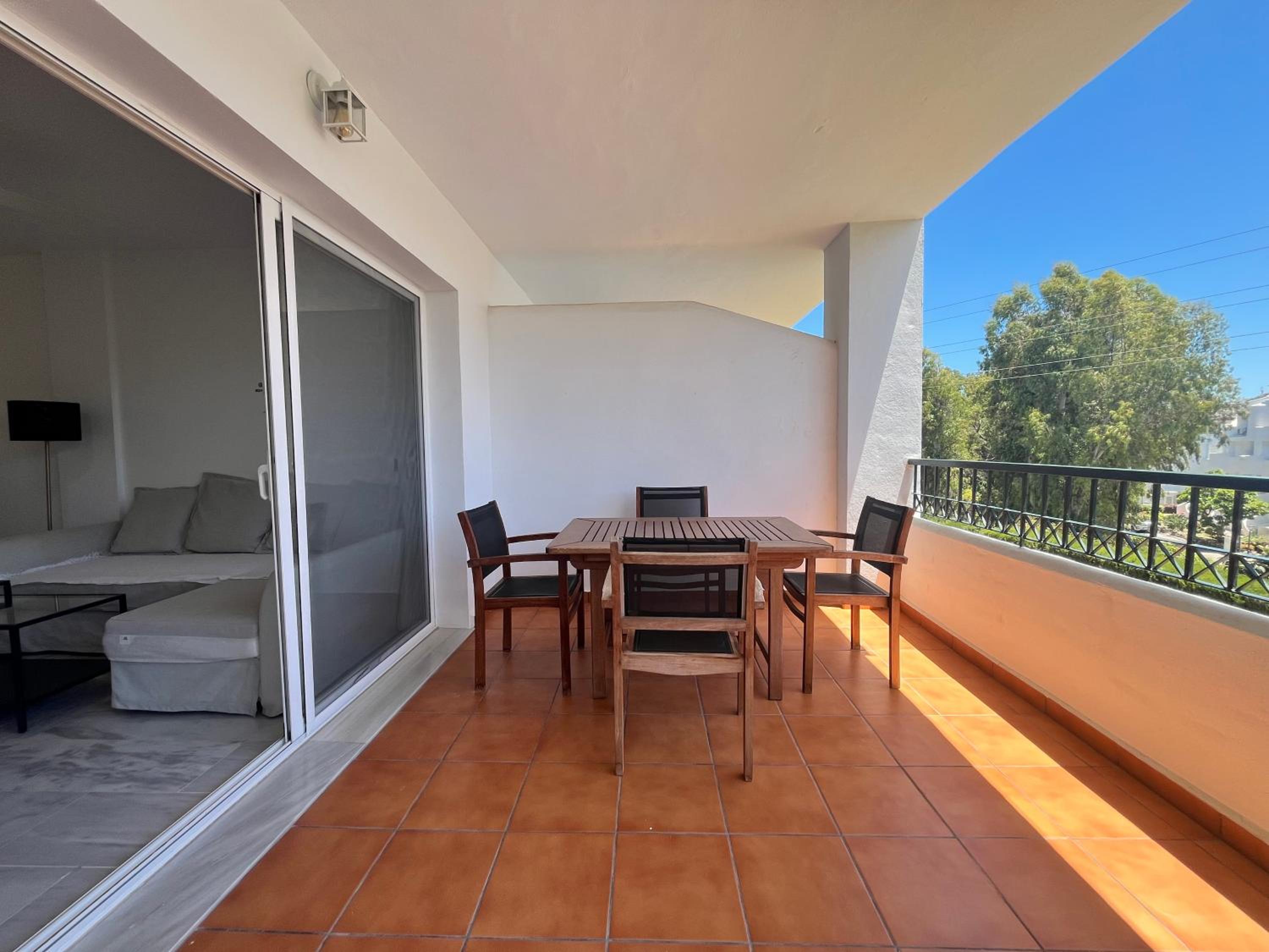 Charming Peaceful Apartment - Calahonda, Mijas