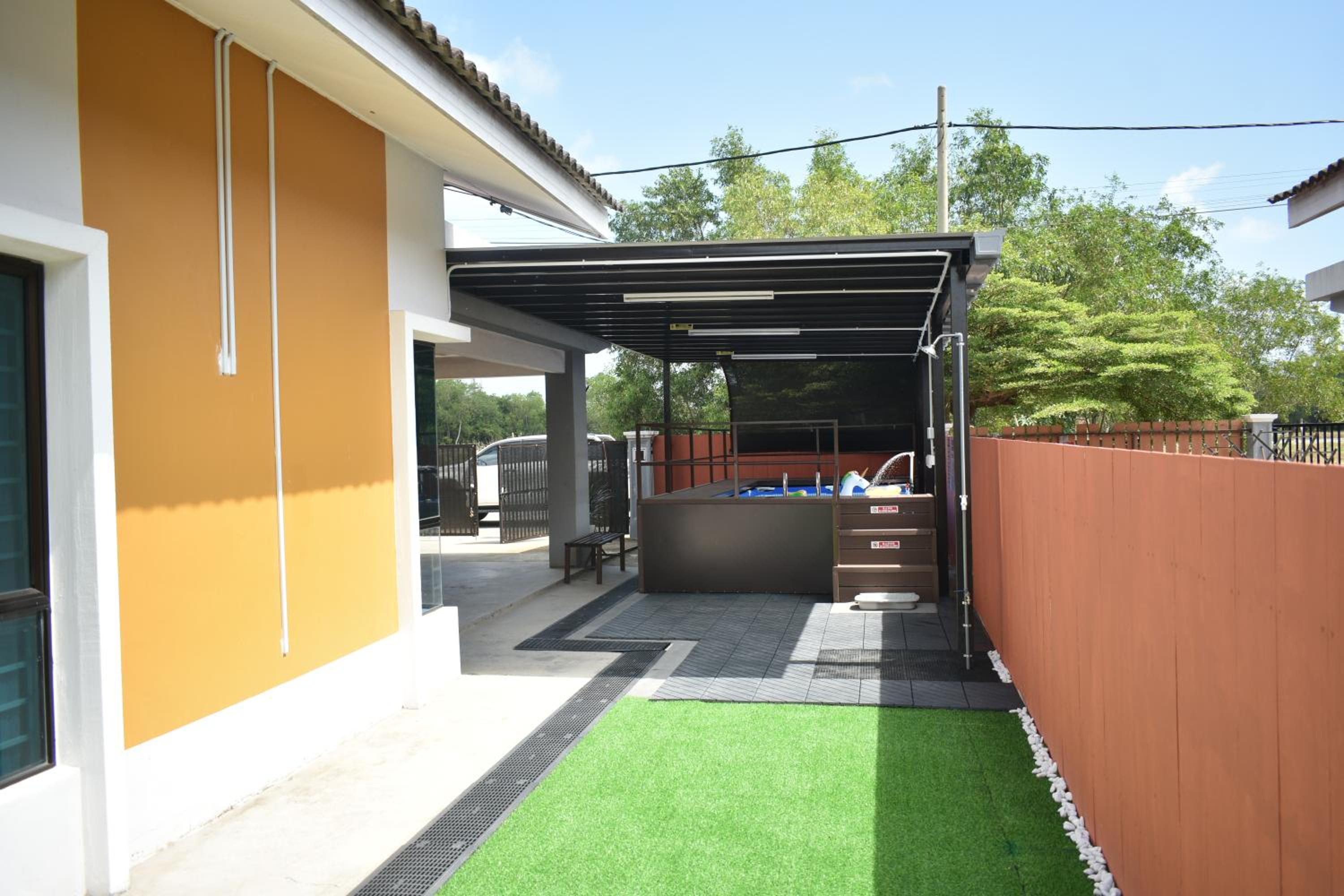 Dj Impiana Homestay - Private Kids Pool photo 5