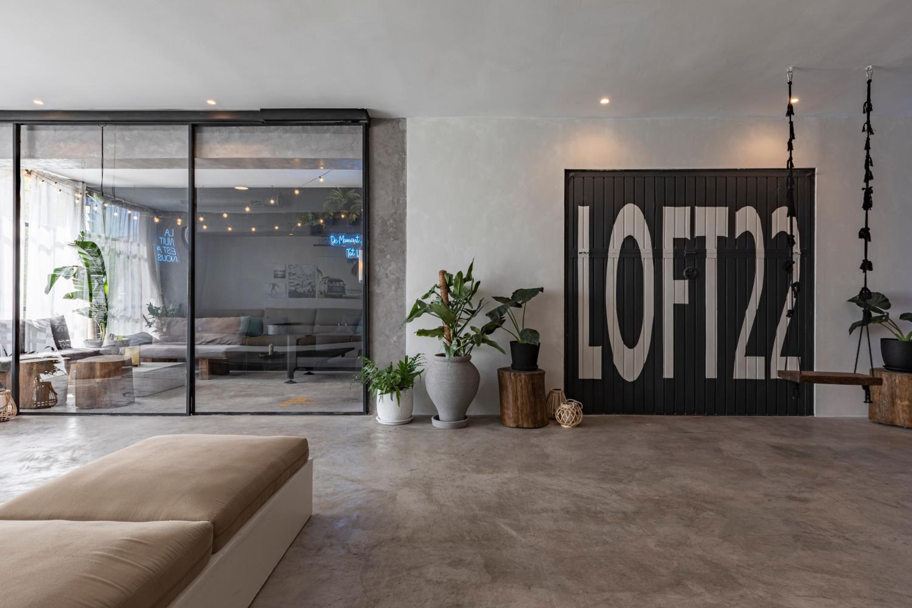 lounge