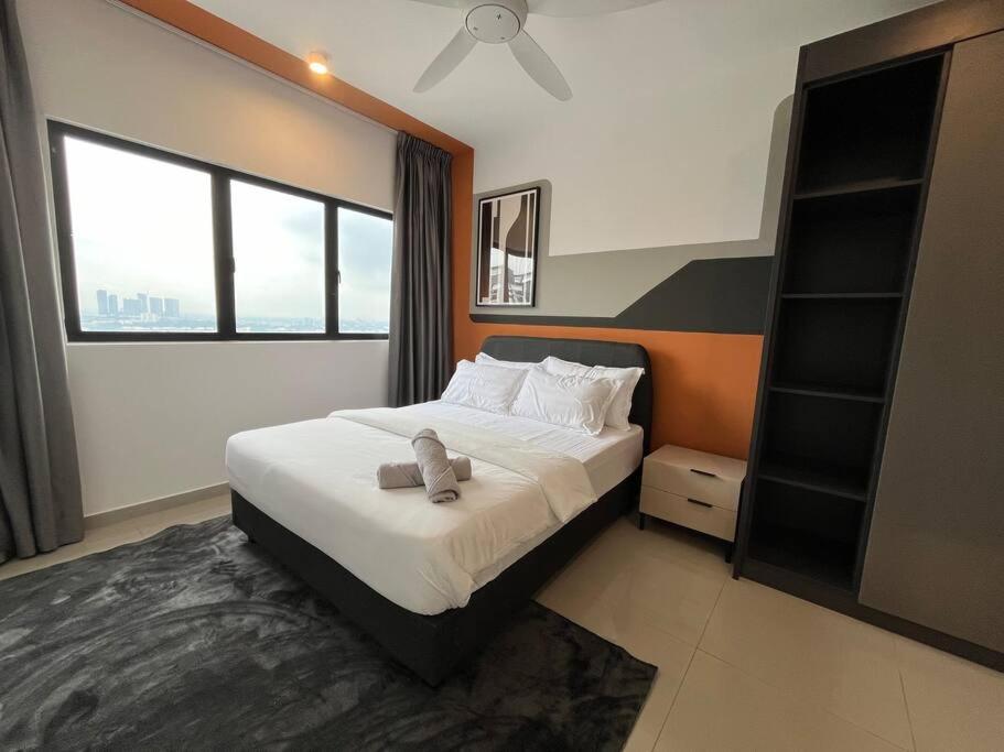 Setia Alam 3R2B 6pax Apartment photo 4