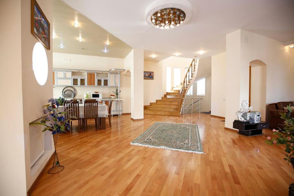 Badamdar Baku Villa