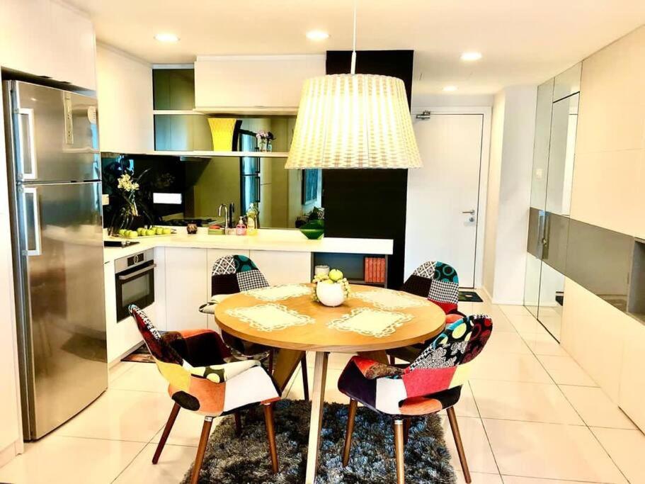2Rooms Suites Near MidValley 15KM to KLCC best for Biz traveler and Family