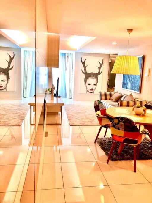2Rooms Suites Near MidValley 15KM to KLCC best for Biz traveler and Family