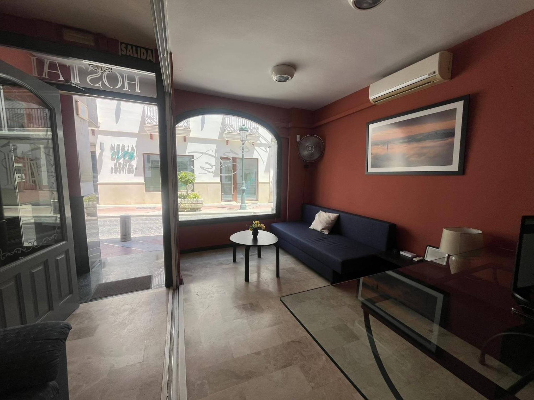 Hostal Montys