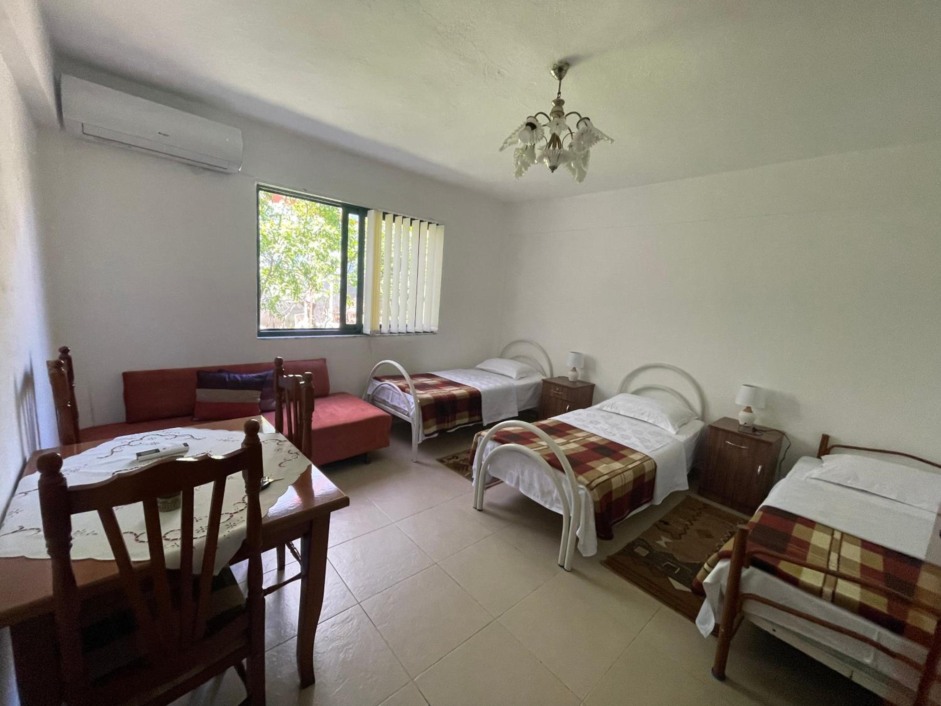 Hysa Guest House