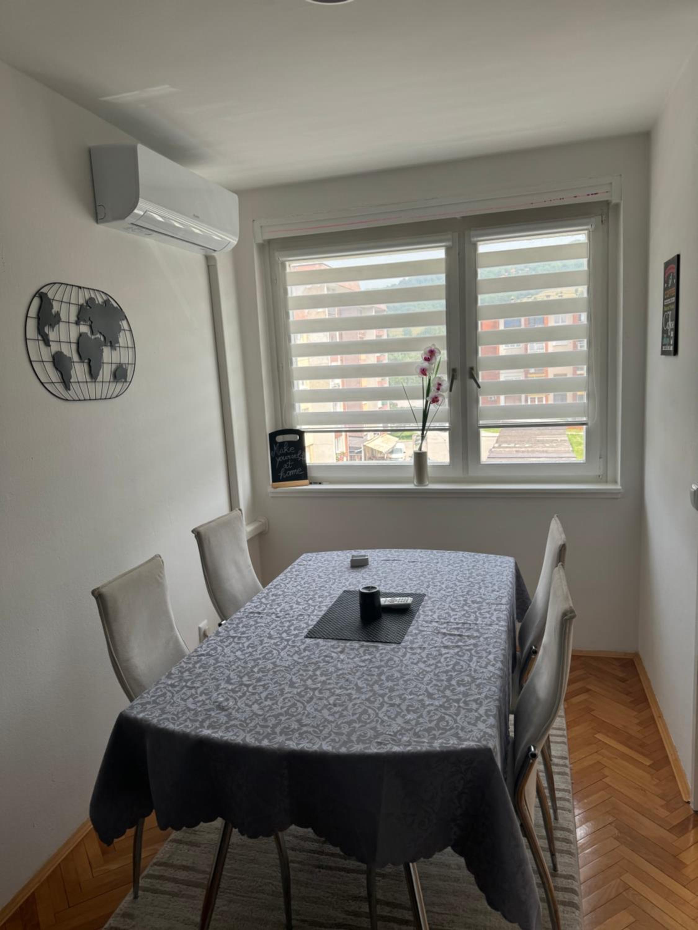 Park Apartment
