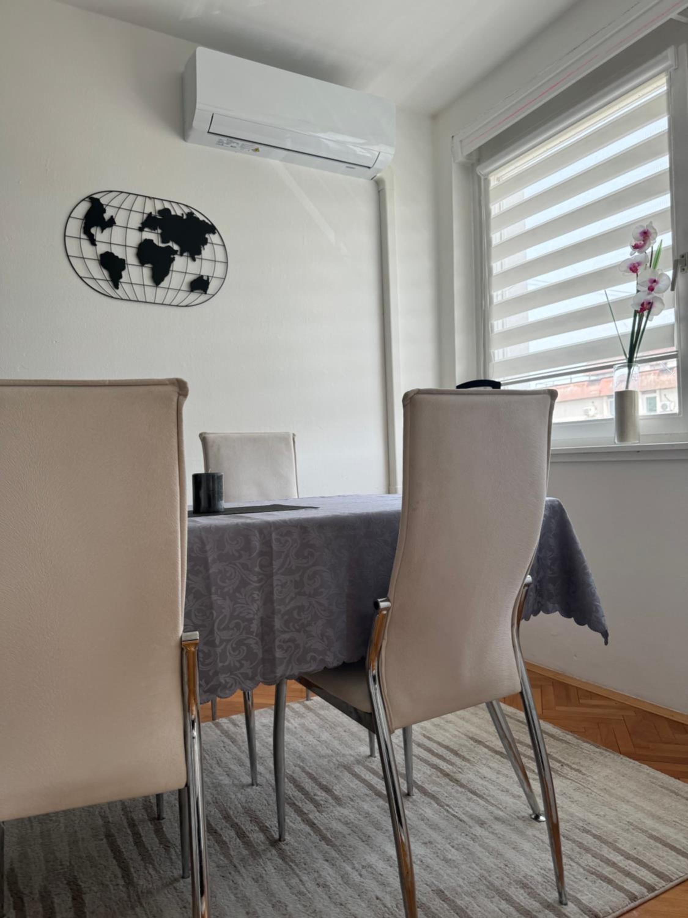 Park Apartment