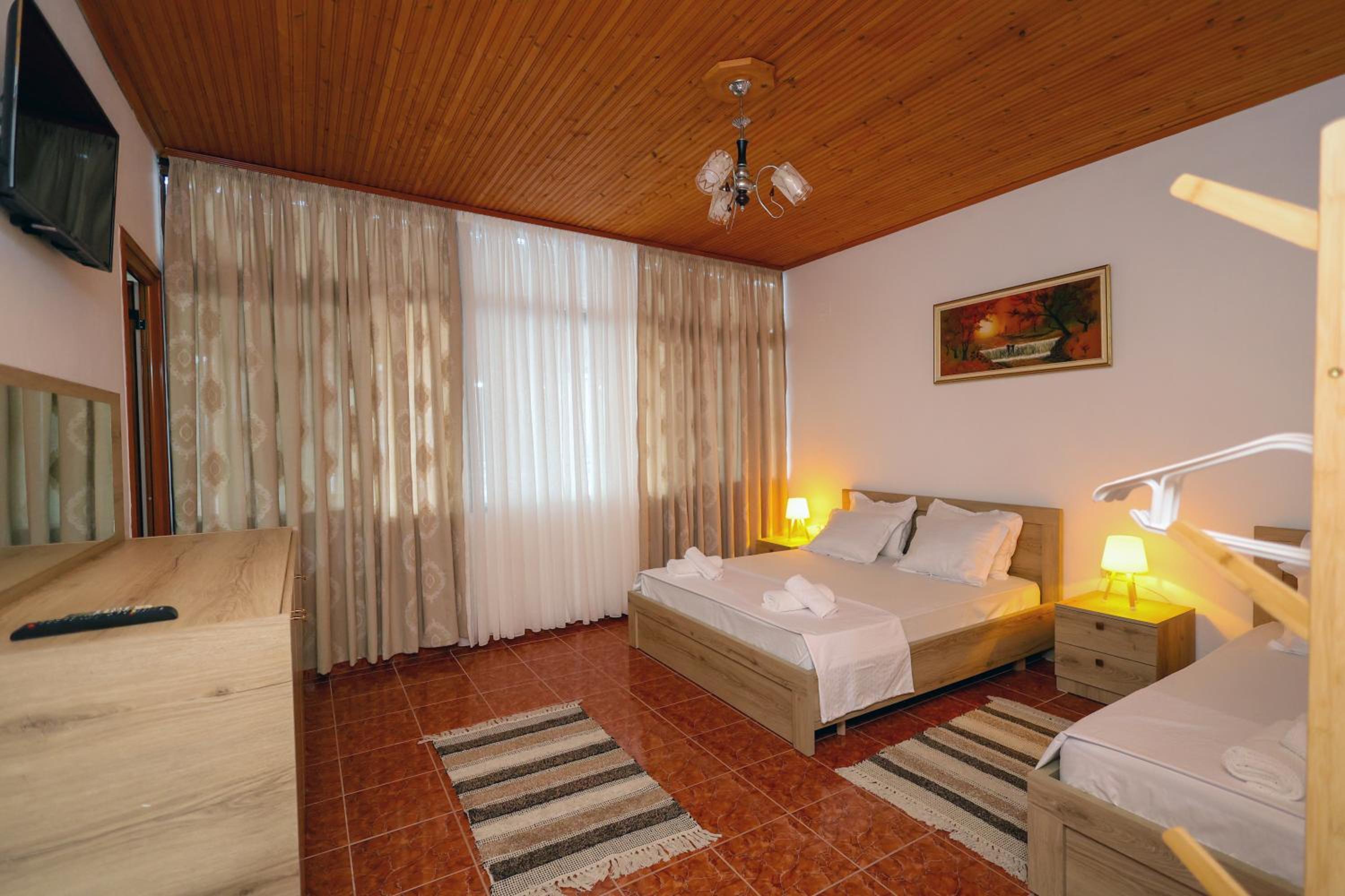 Vila Spahiu