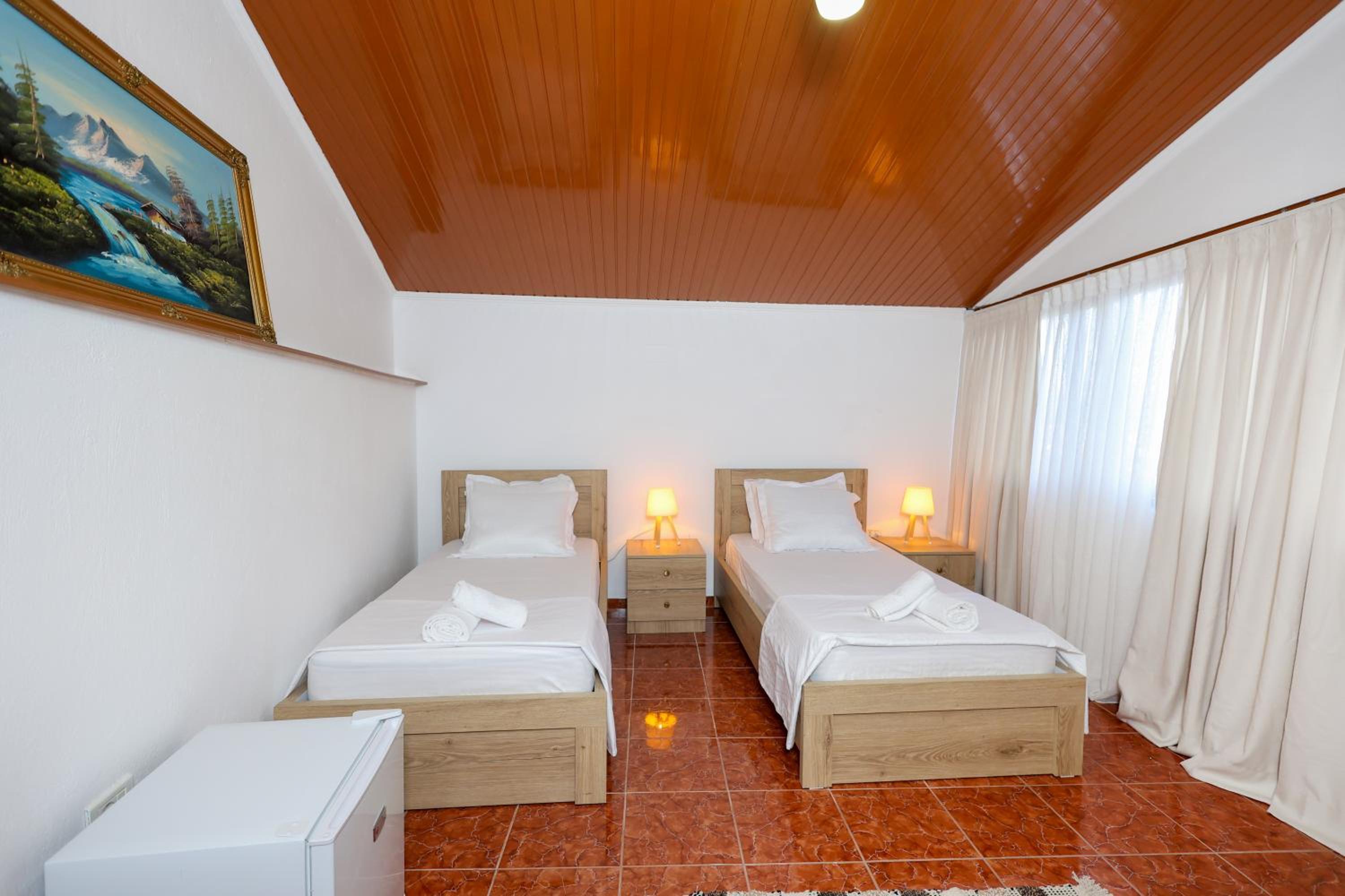 Vila Spahiu