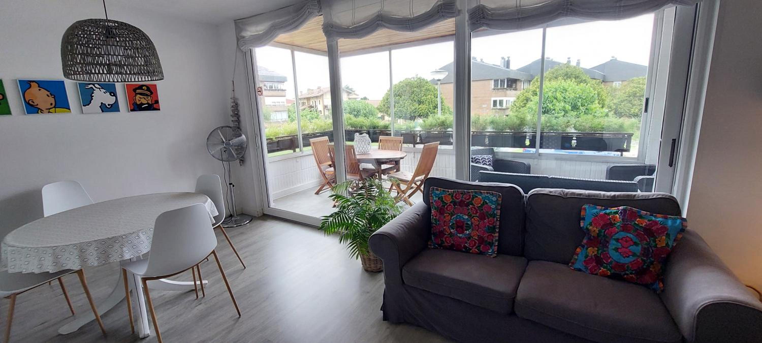 Hondarribia con piscina, parking y terraza photo 5