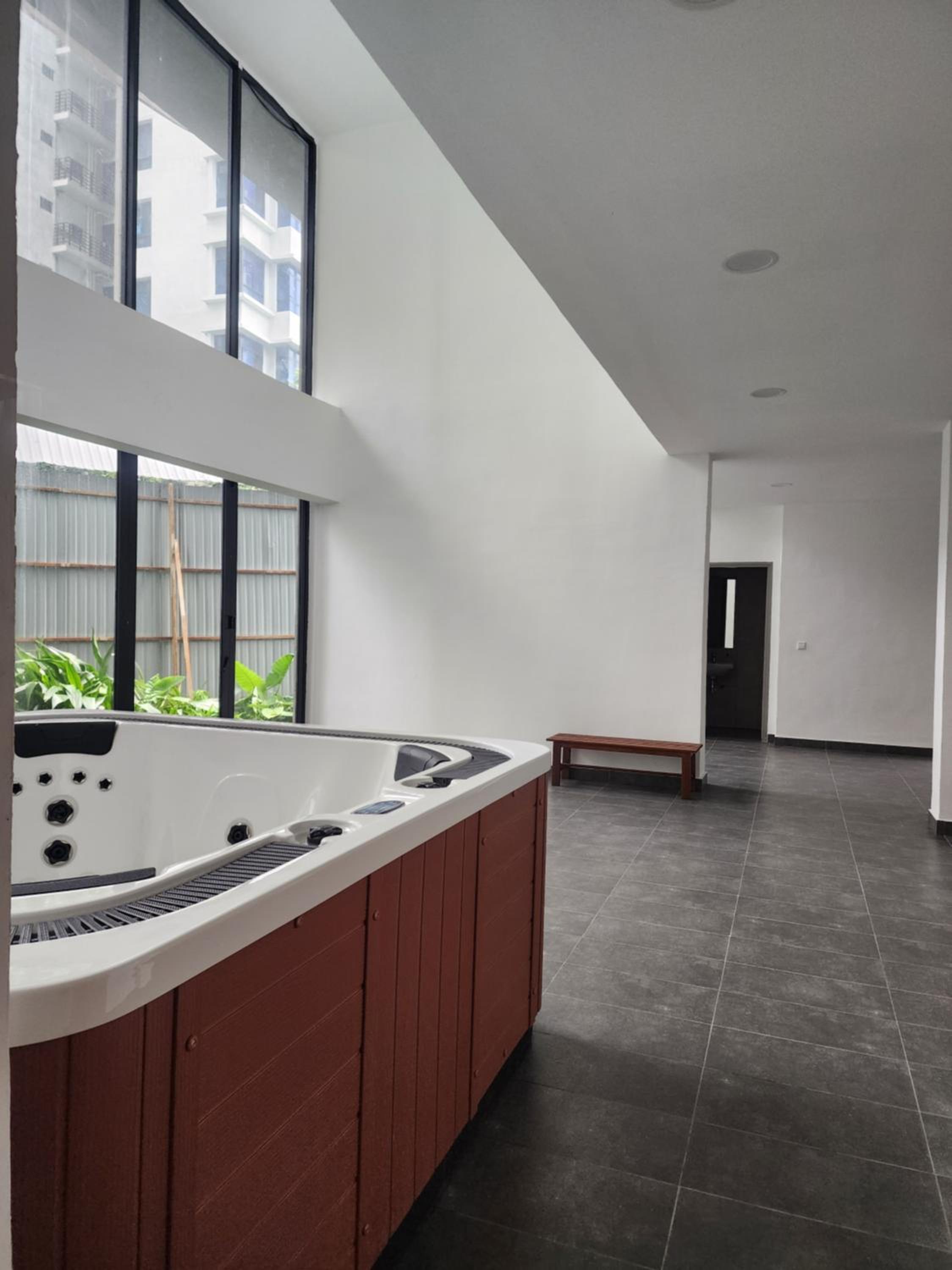 Astoria,4r3b,4kmtoklcc,1505sf,bigbalcony,newcondo,bathtub,nicefacilities