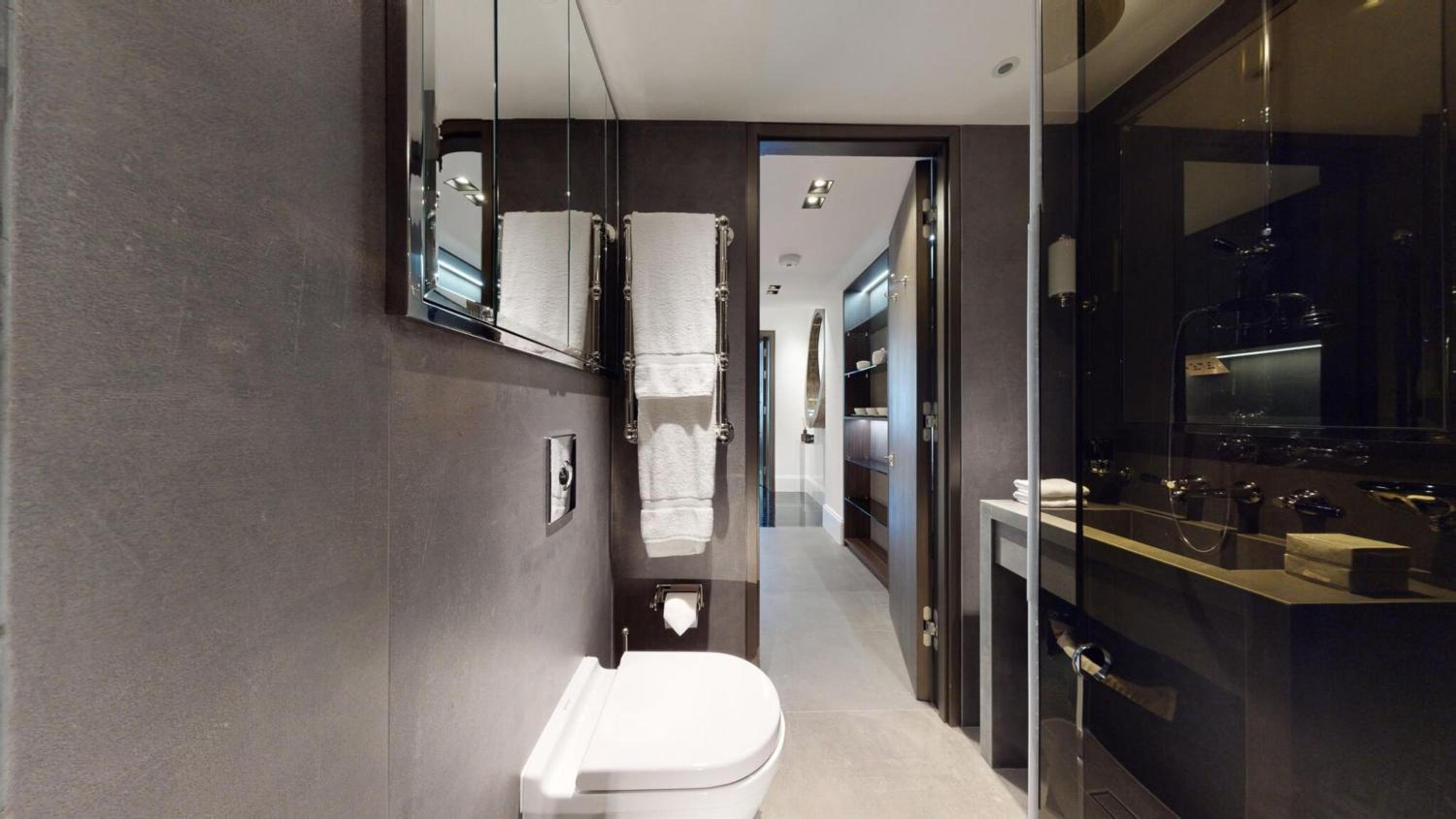 Luxury Suite in Cadogan Square 1