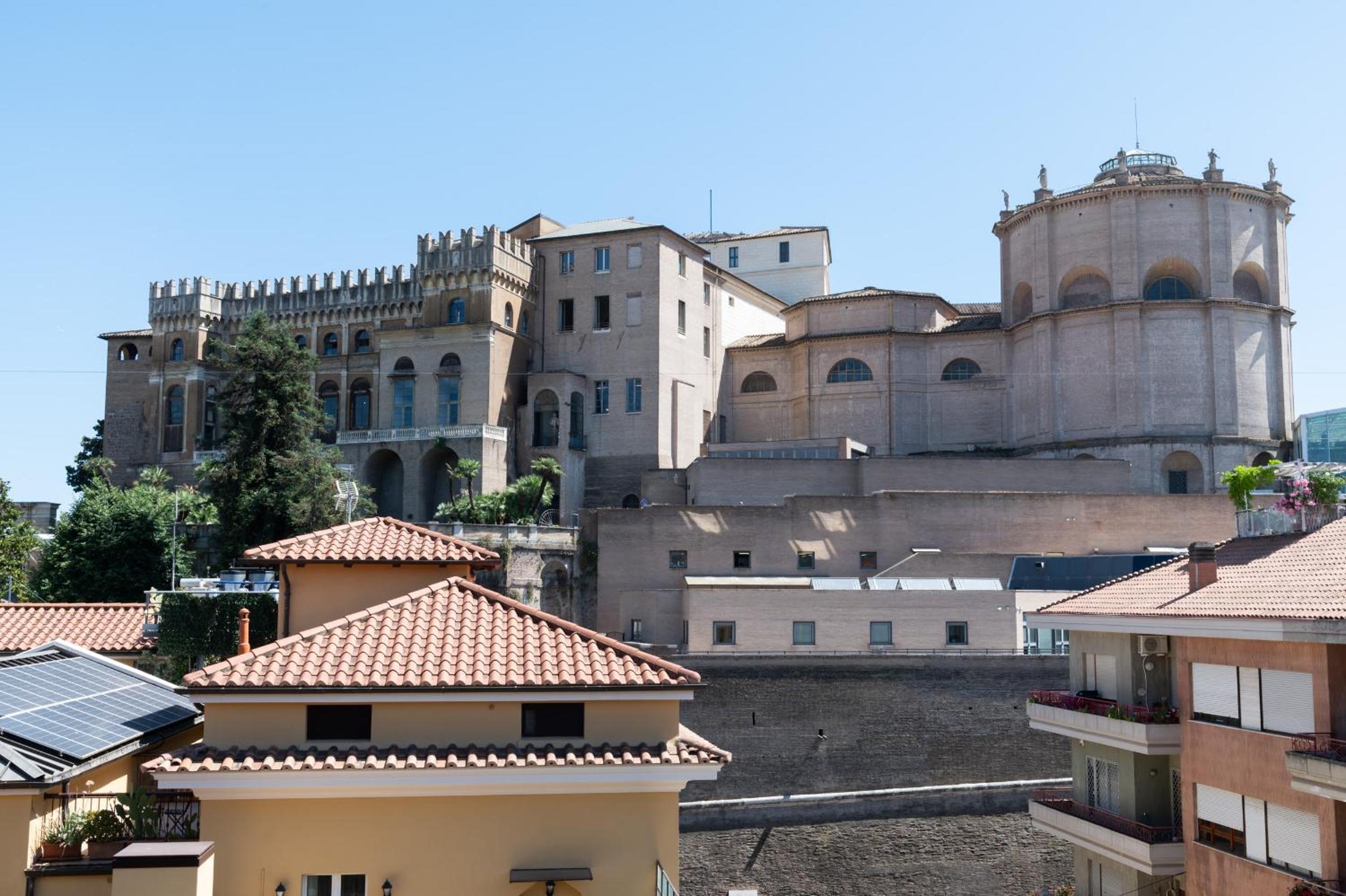 Sistine Chapel View Rooms Check-in From 3 Pm To 10 Pm