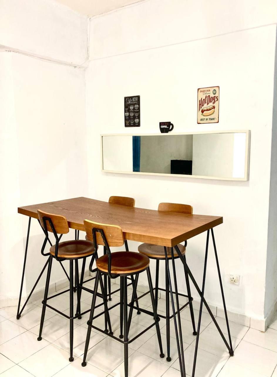 Isyfaq Apartment Homestay Serdang UPM Bukit Jalil photo 3