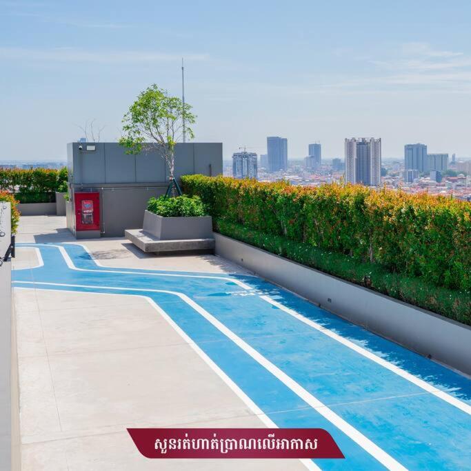 Park Land Condo TK view 2
