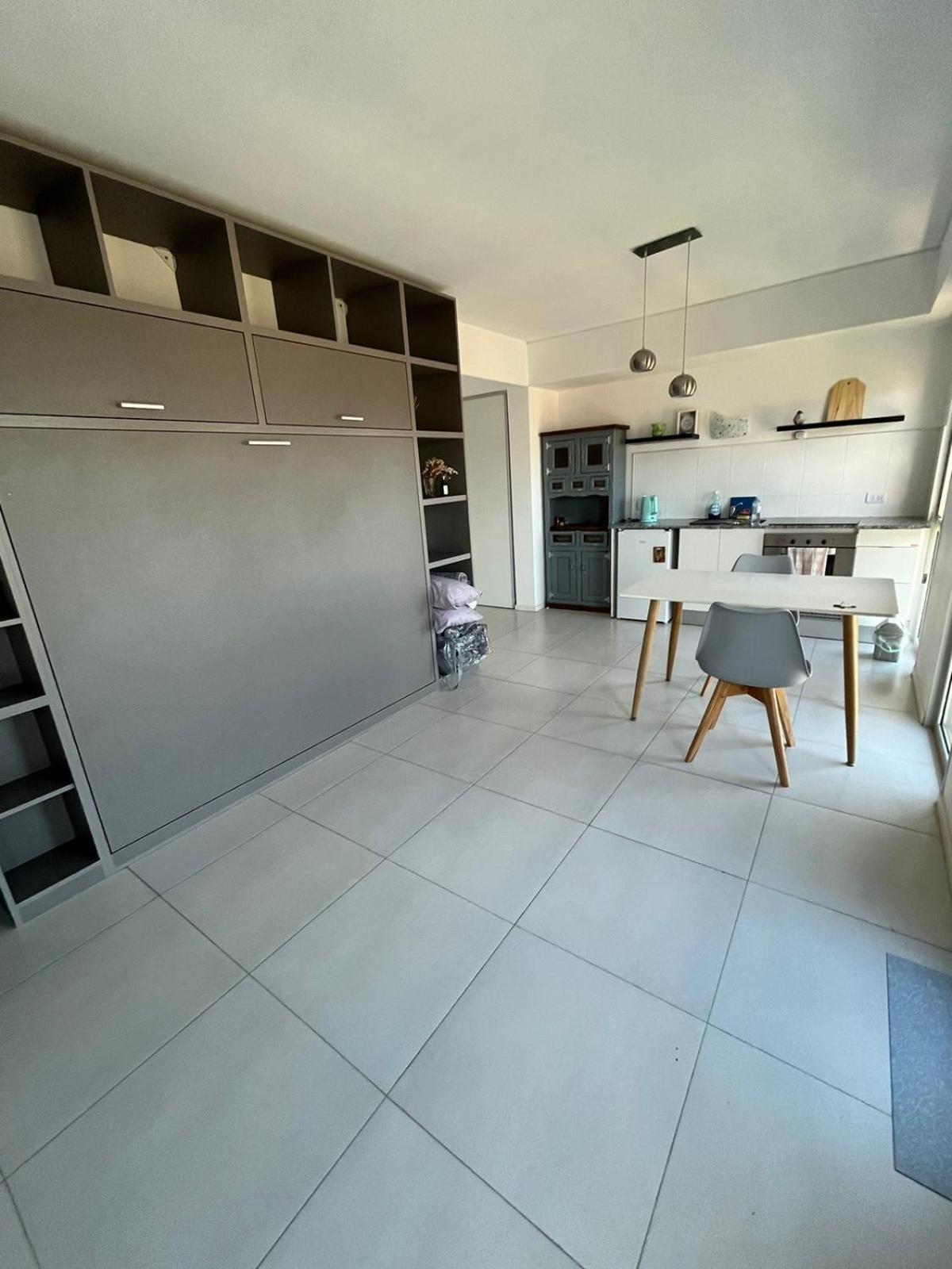 Alojate en METRA Puerto Norte, luminoso estudio con pileta, gym y balcon