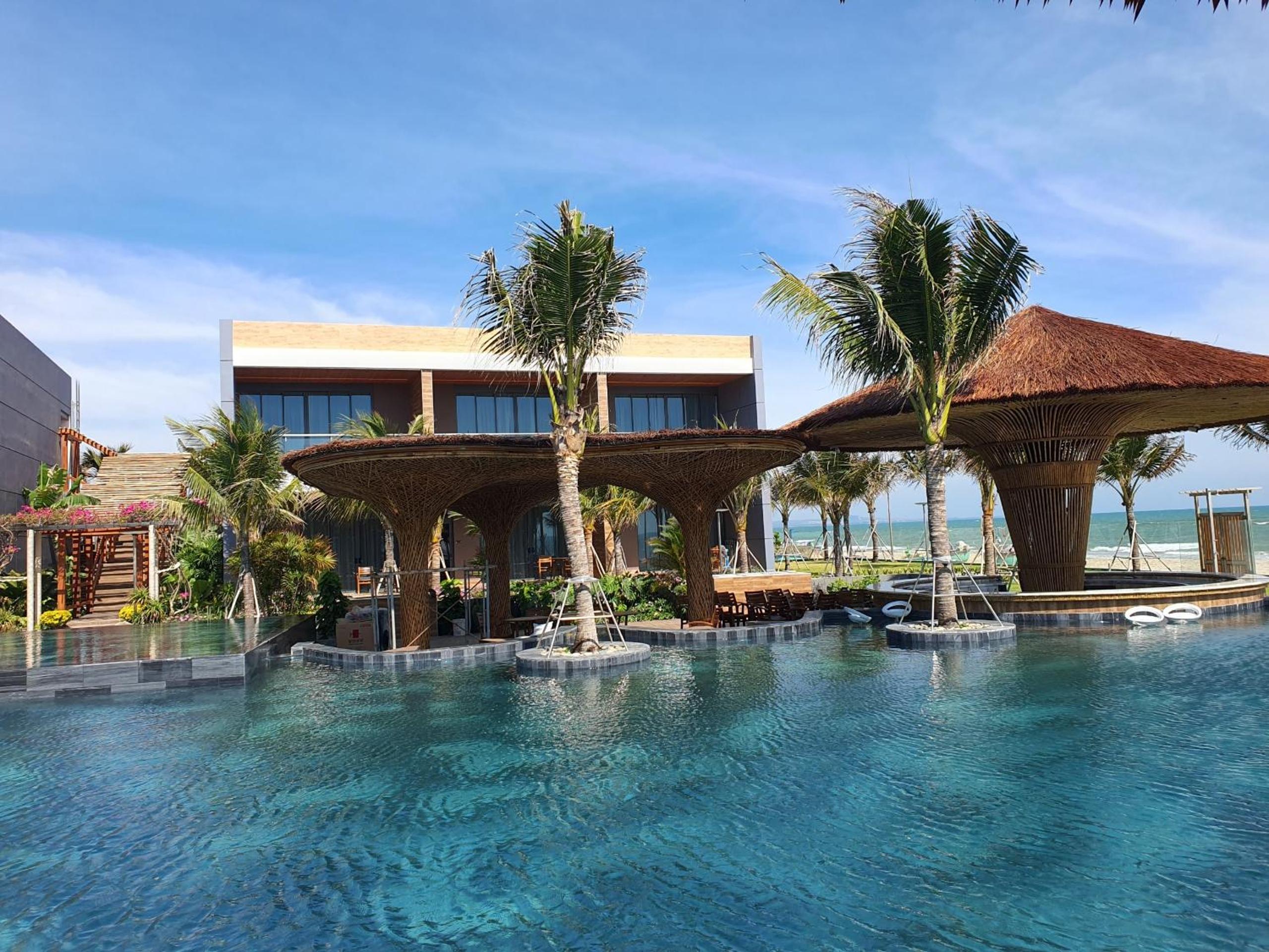 Villa sát biển 5 phòng ngủ Lagi view 3