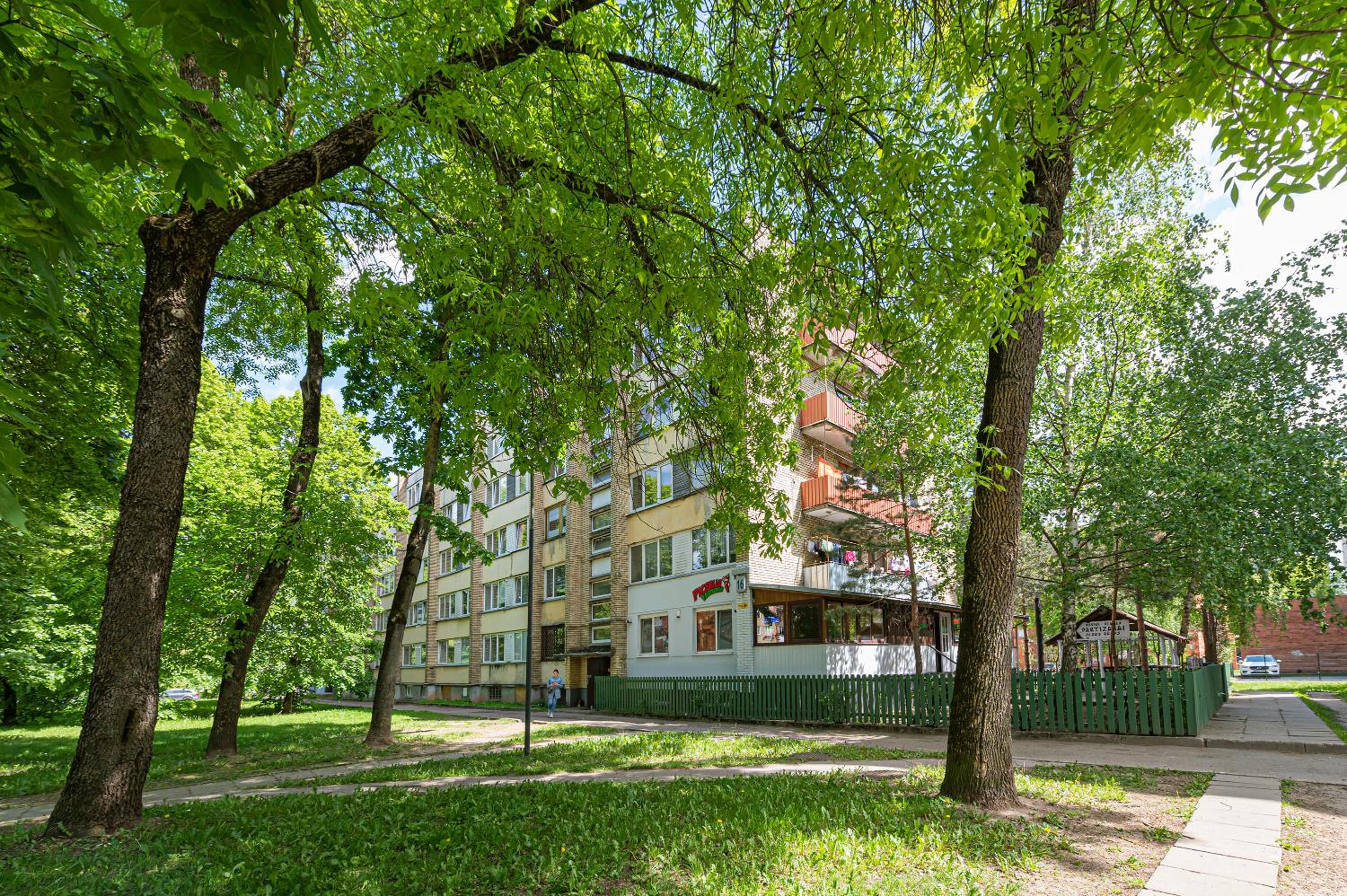 Partizanų studijos apartmentas #5 by Polo Apartments
