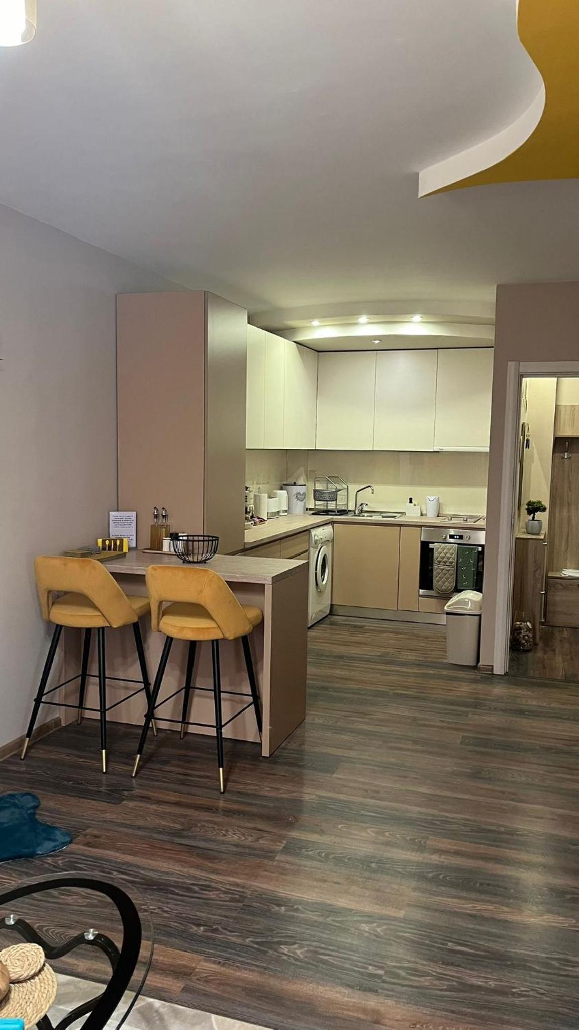 John Apartment 2