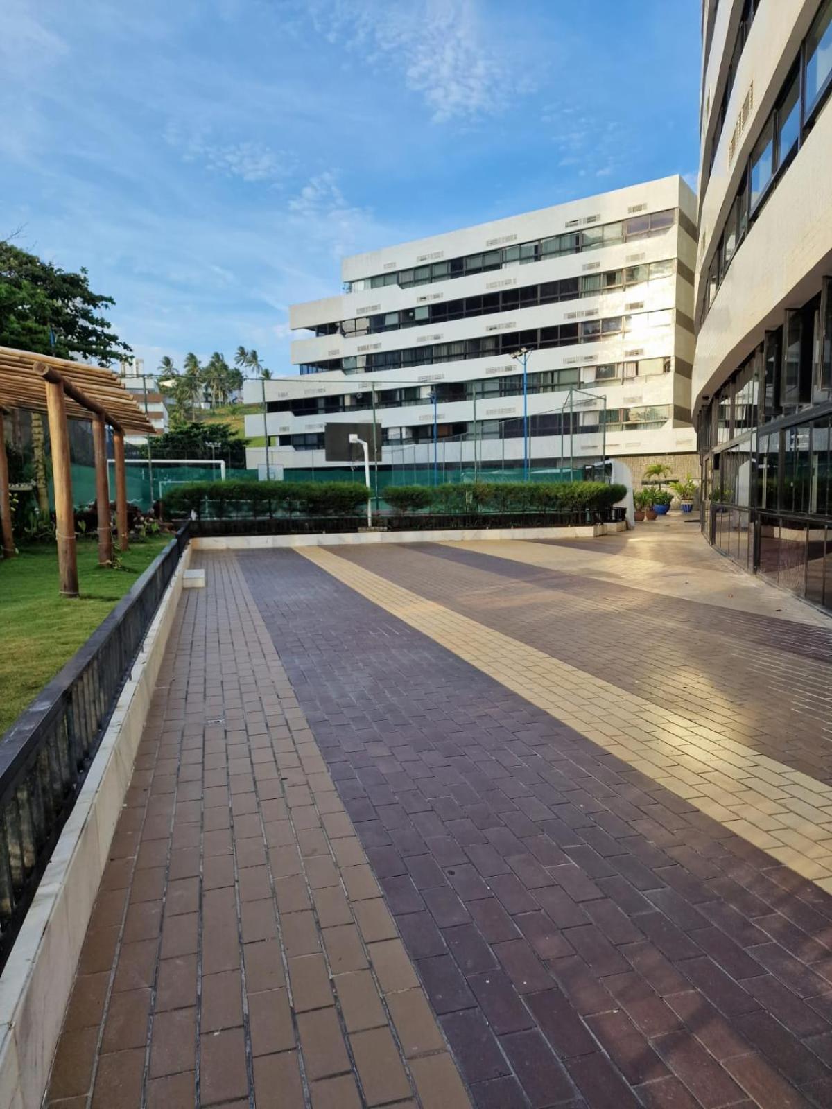 Ondina Apartamento à Beira-Mar com Piscinas e Acesso Direto à Praia