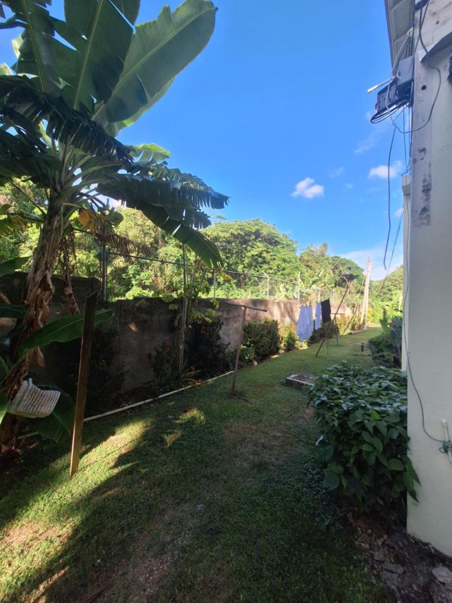 Comfortable 2 bed Apartment view 4