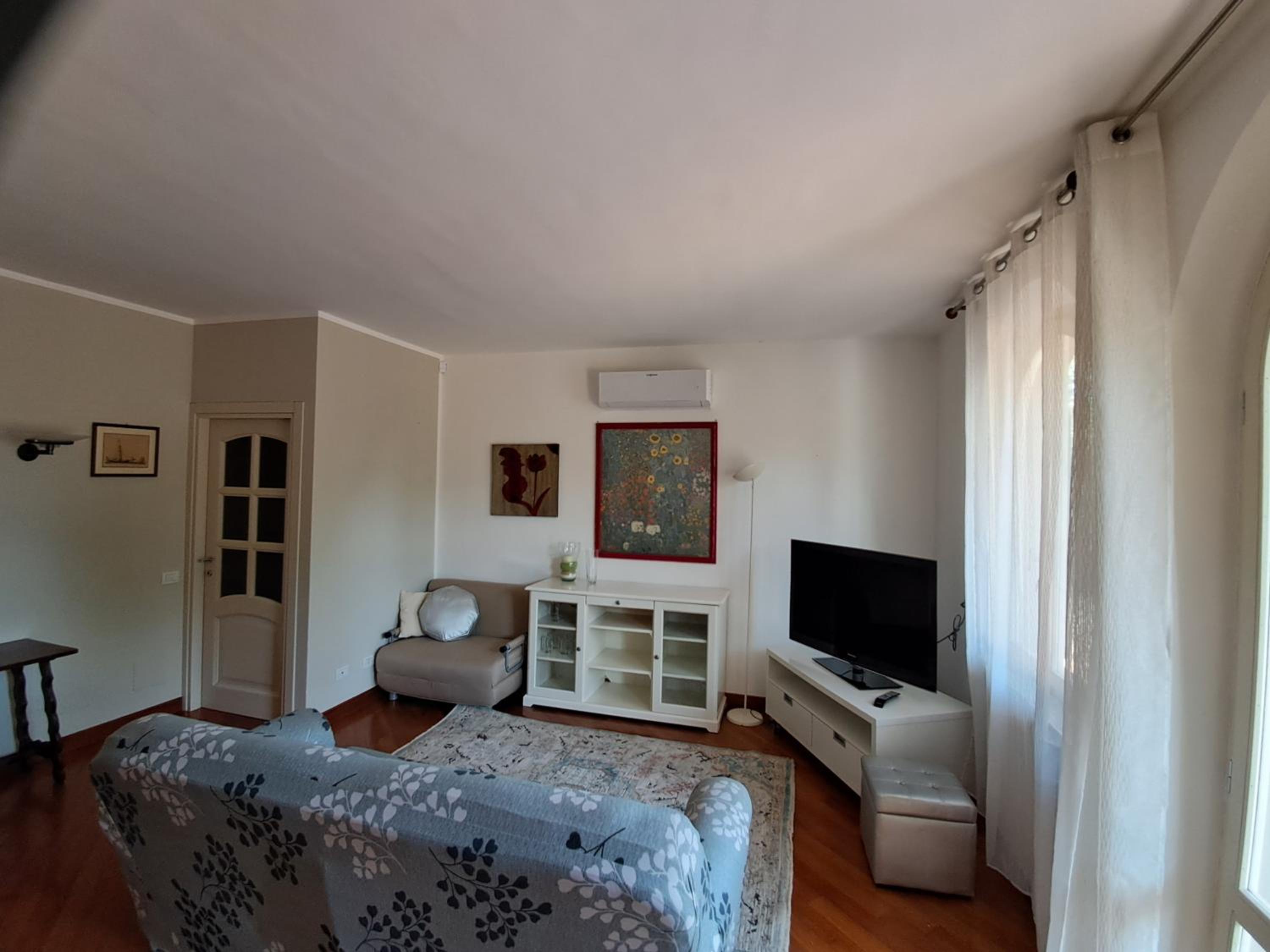 Biancolilla House