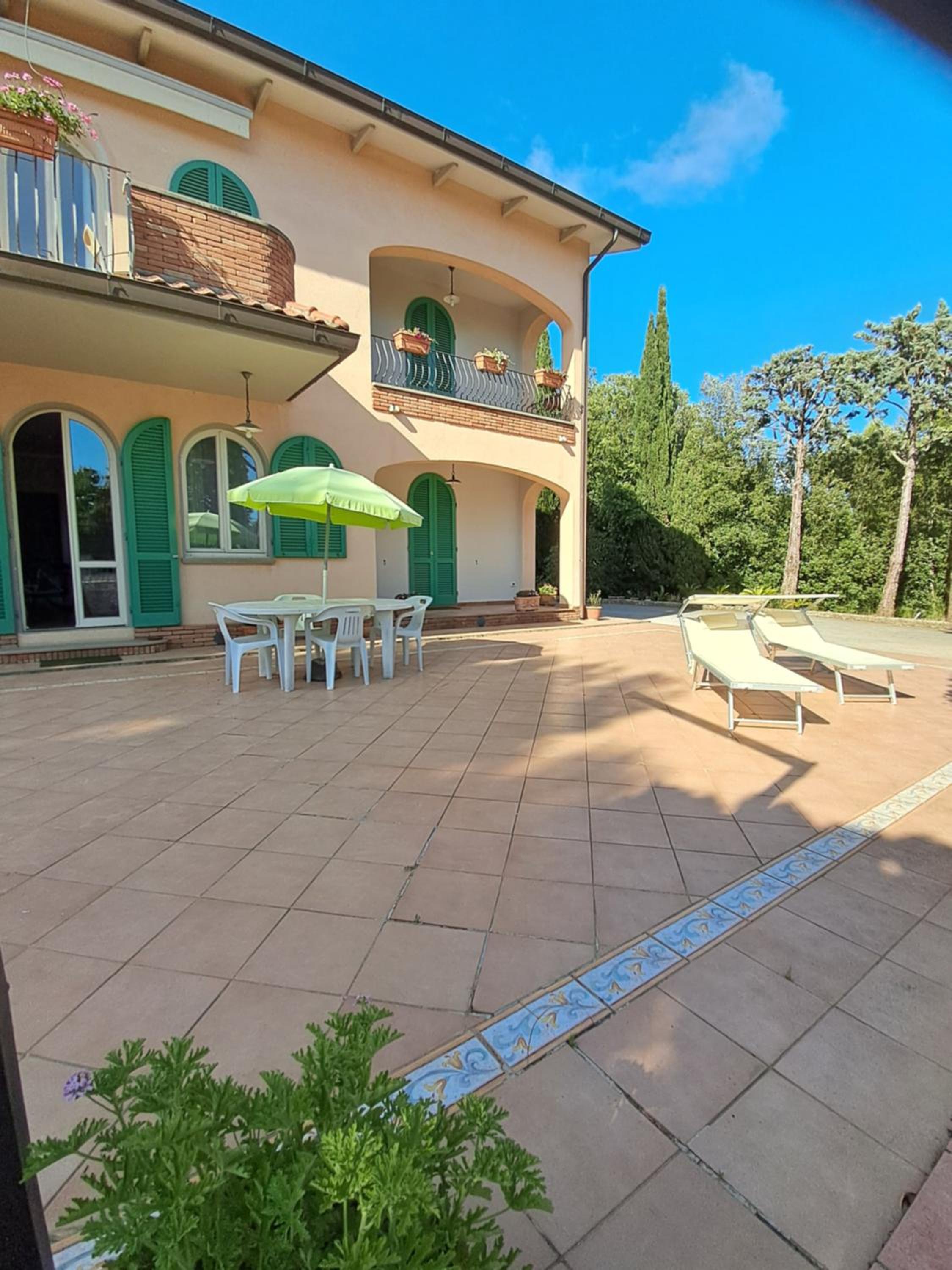 Biancolilla House